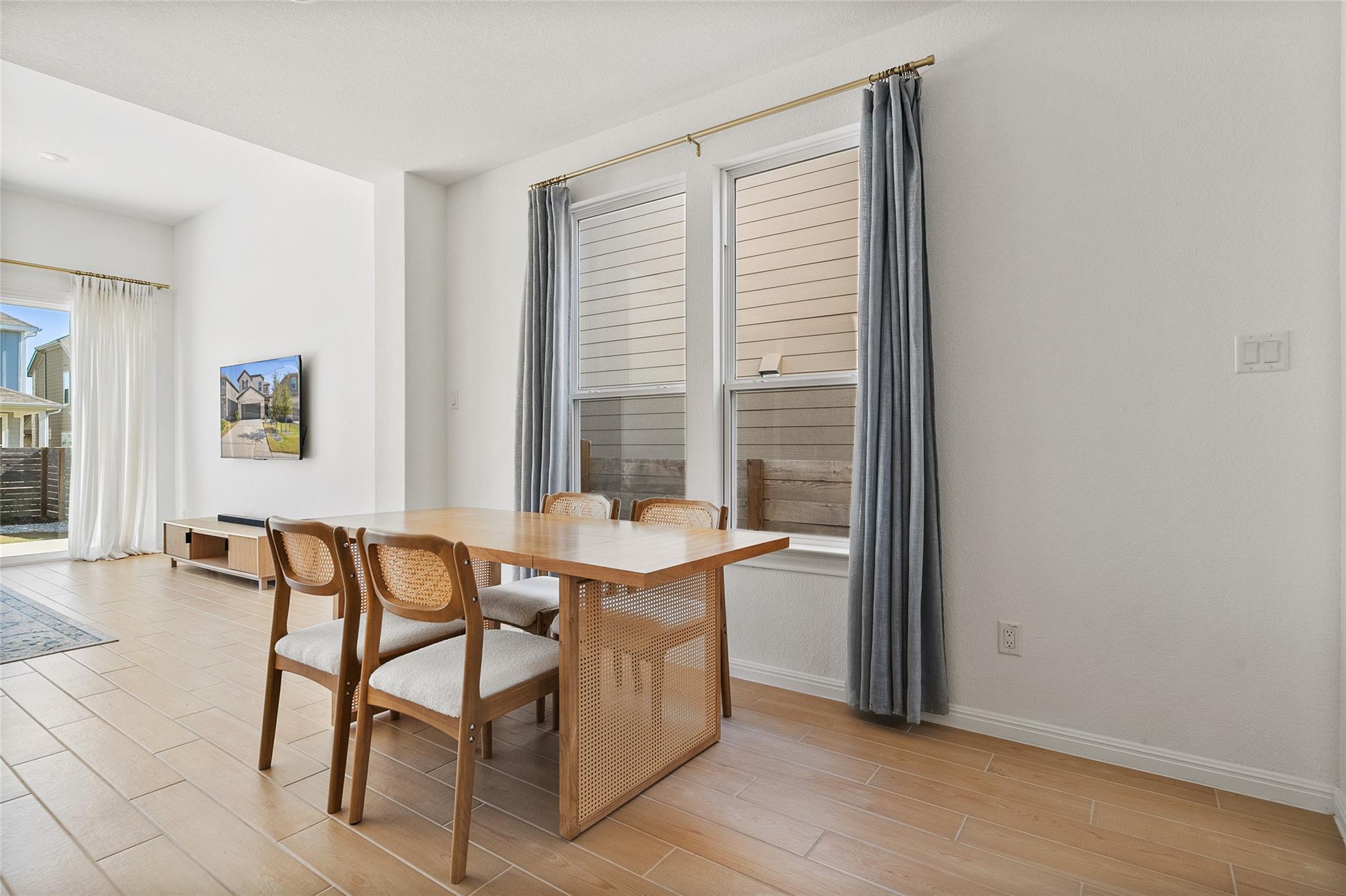 304 Regatta Trl, Leander, TX 78641