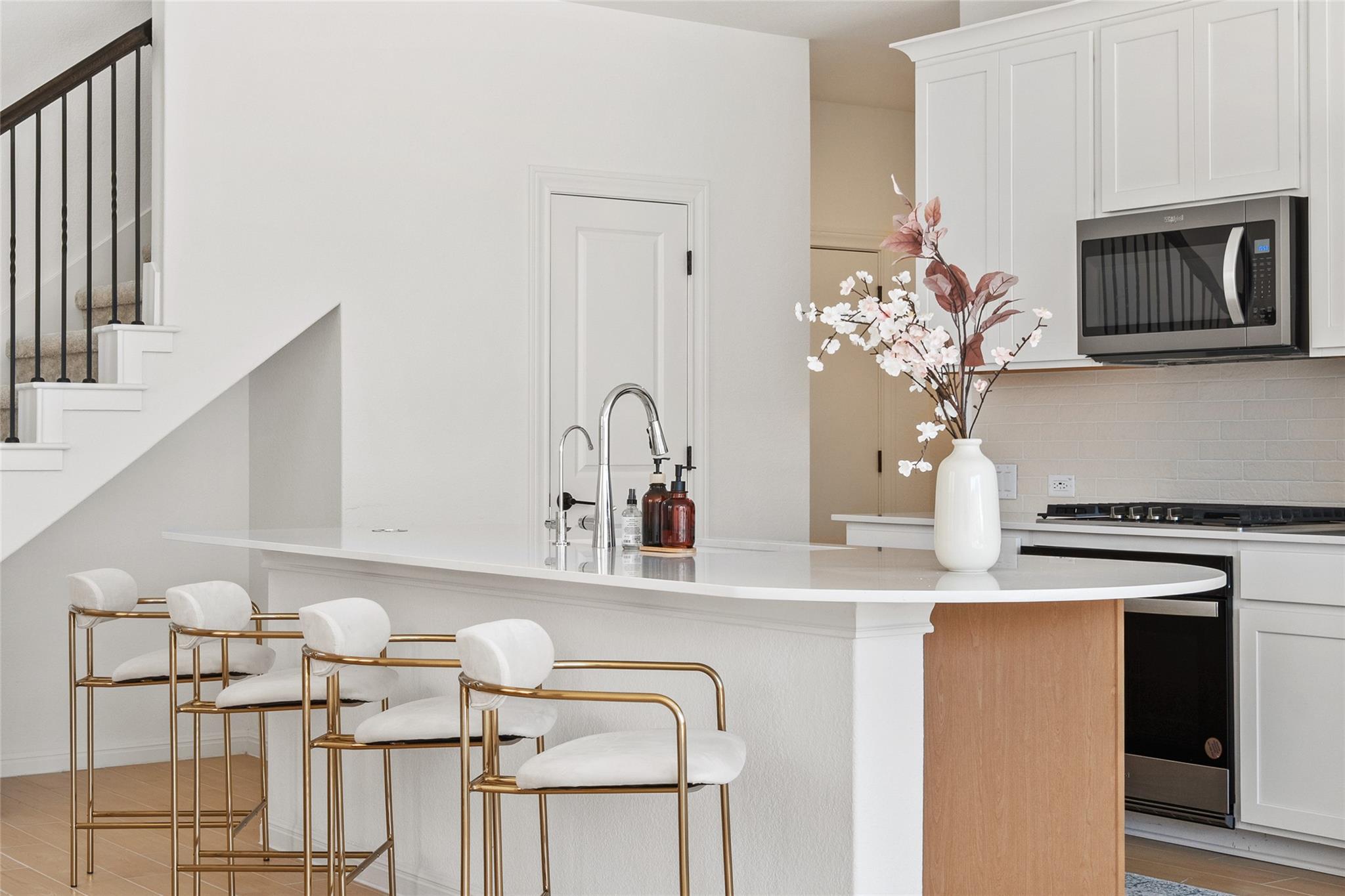 304 Regatta Trl, Leander, TX 78641