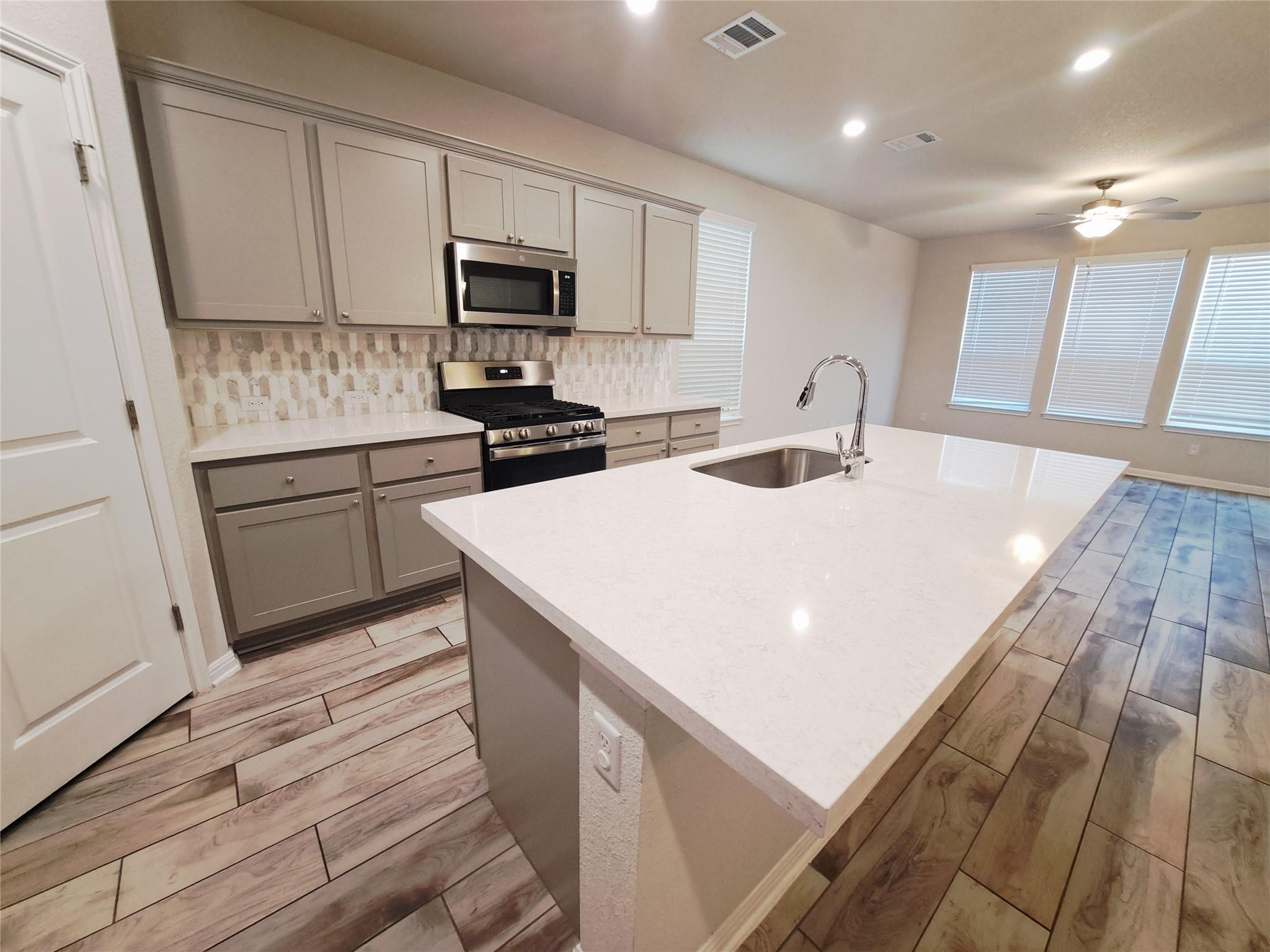 309 Toddy Way, Leander, TX 78641