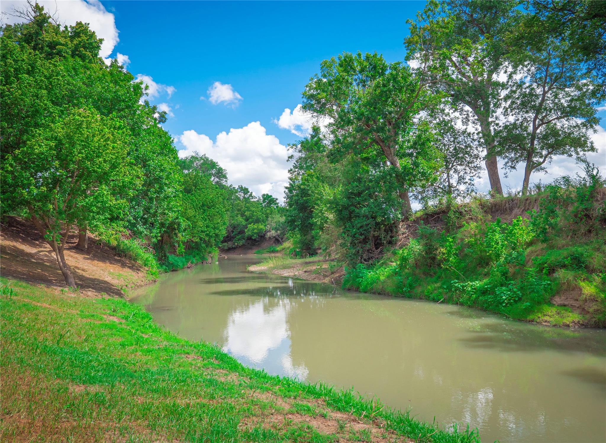 2041 County Road 429, Rockdale, TX 76567