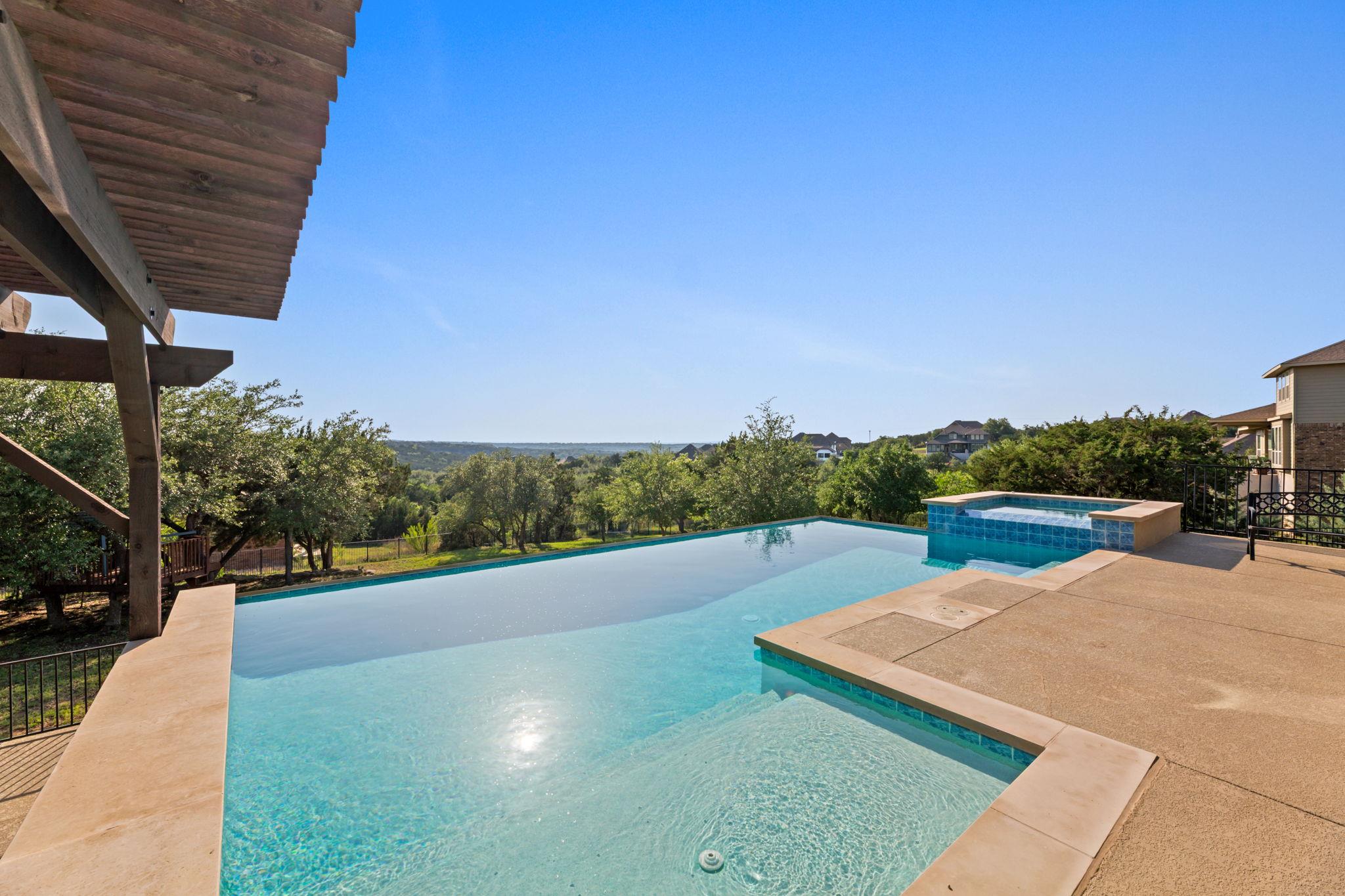 4700 Topacio Dr, Spicewood, TX 78669