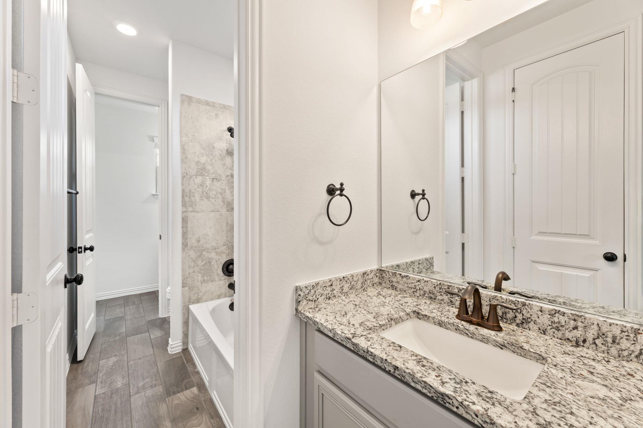 4700 Topacio Dr, Spicewood, TX 78669