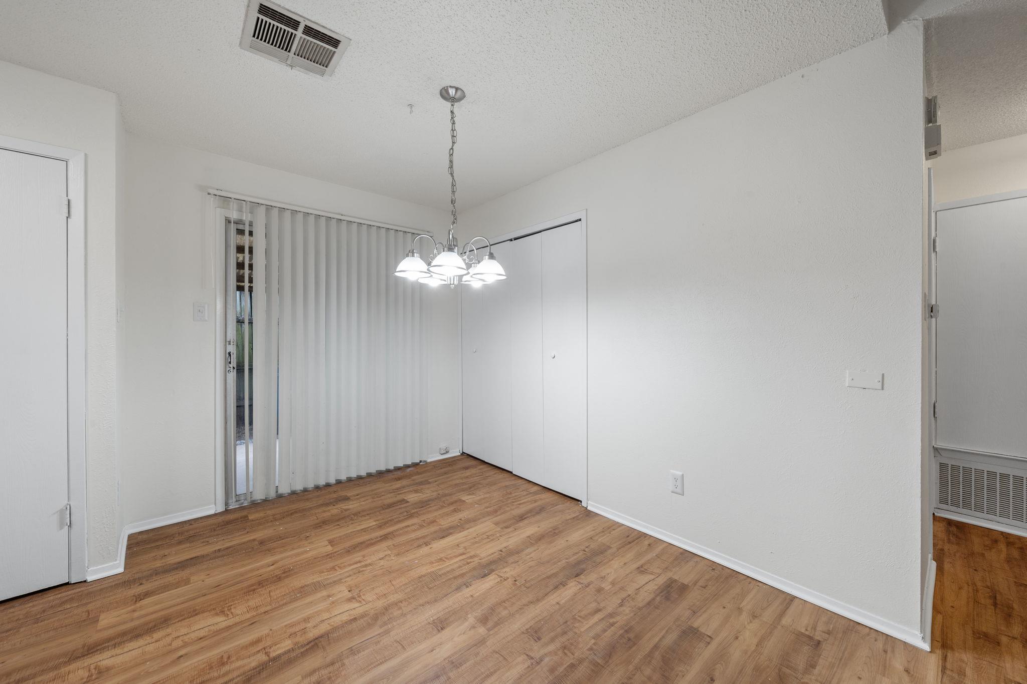 100 Meteor Dr # B, Austin, TX 78745