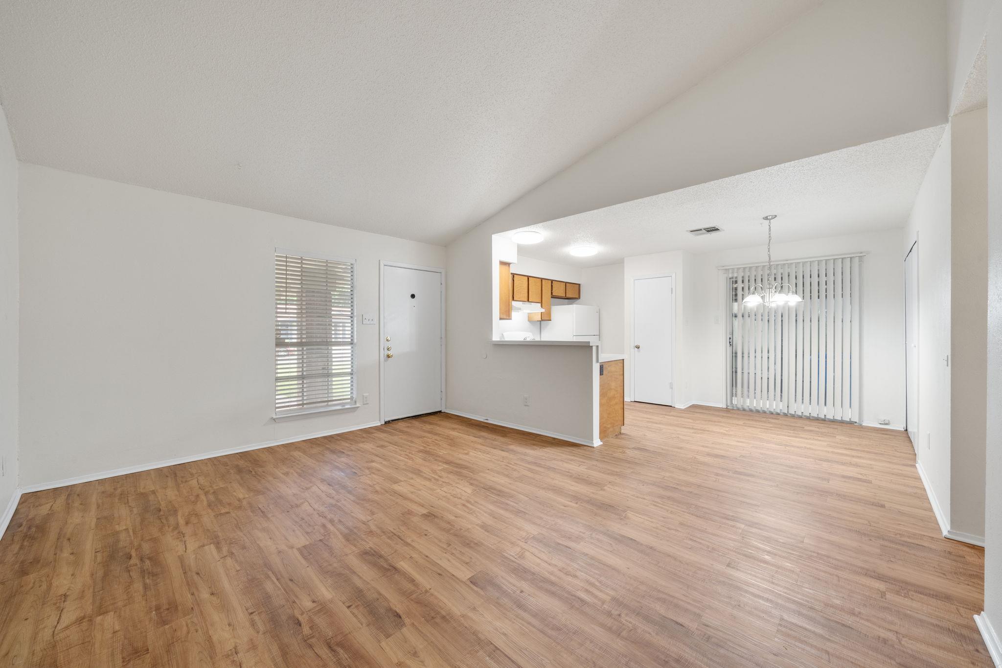 100 Meteor Dr # B, Austin, TX 78745