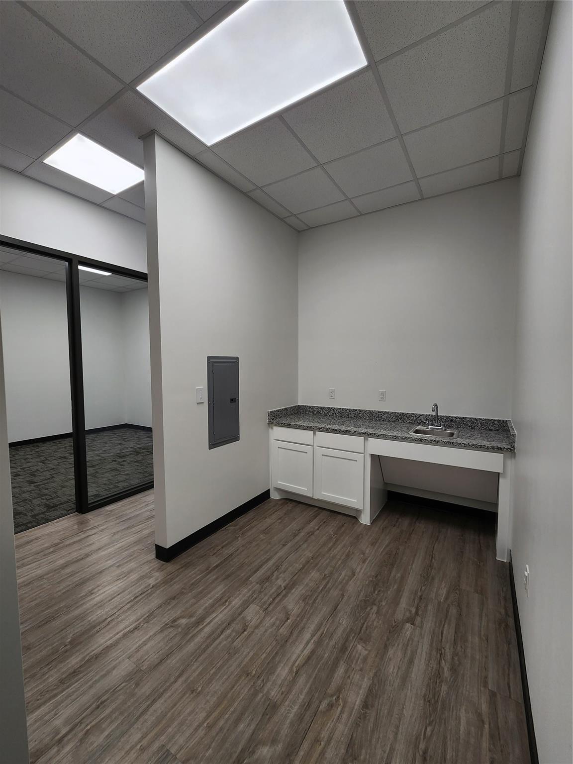 2261 GATTIS SCHOOL RD Rd # 230, Round Rock, TX 78664