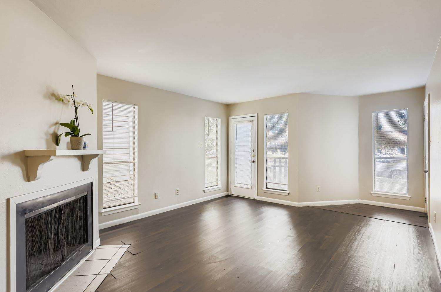 2005 W Loop Loop # A, Austin, TX 78758