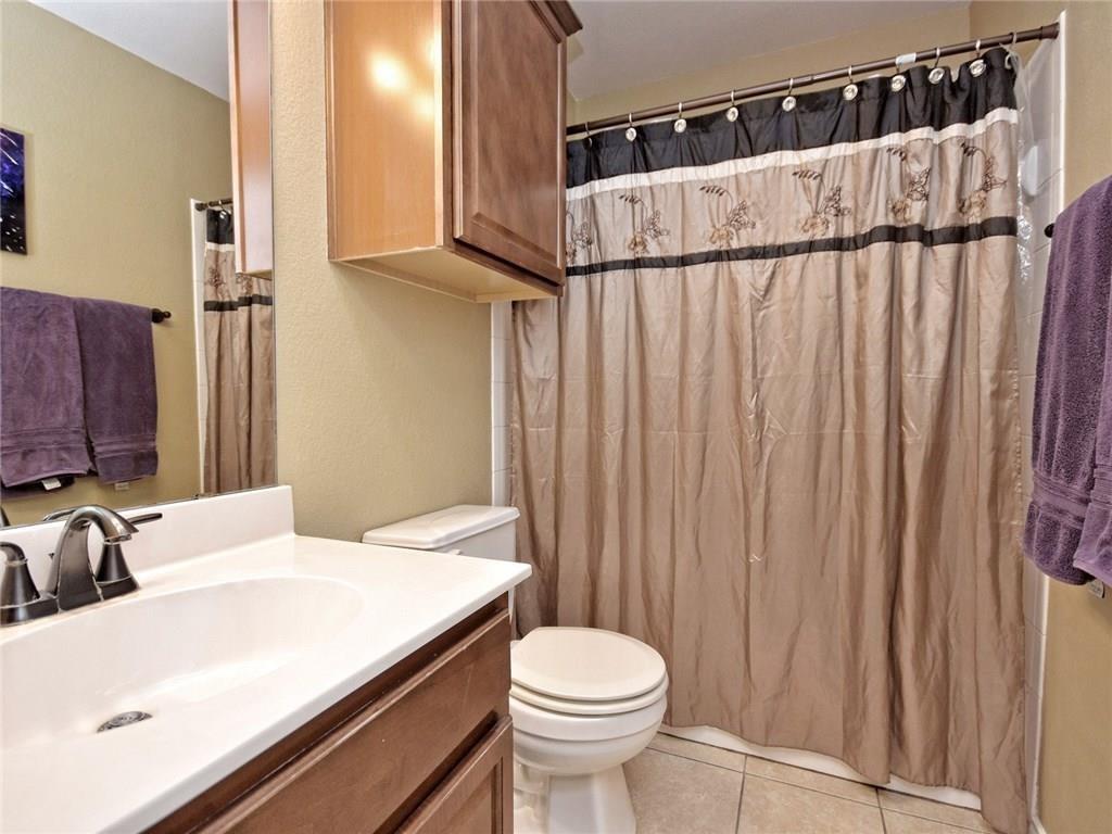 1206 Hensley Dr, Leander, TX 78641