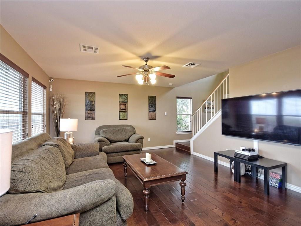 1206 Hensley Dr, Leander, TX 78641