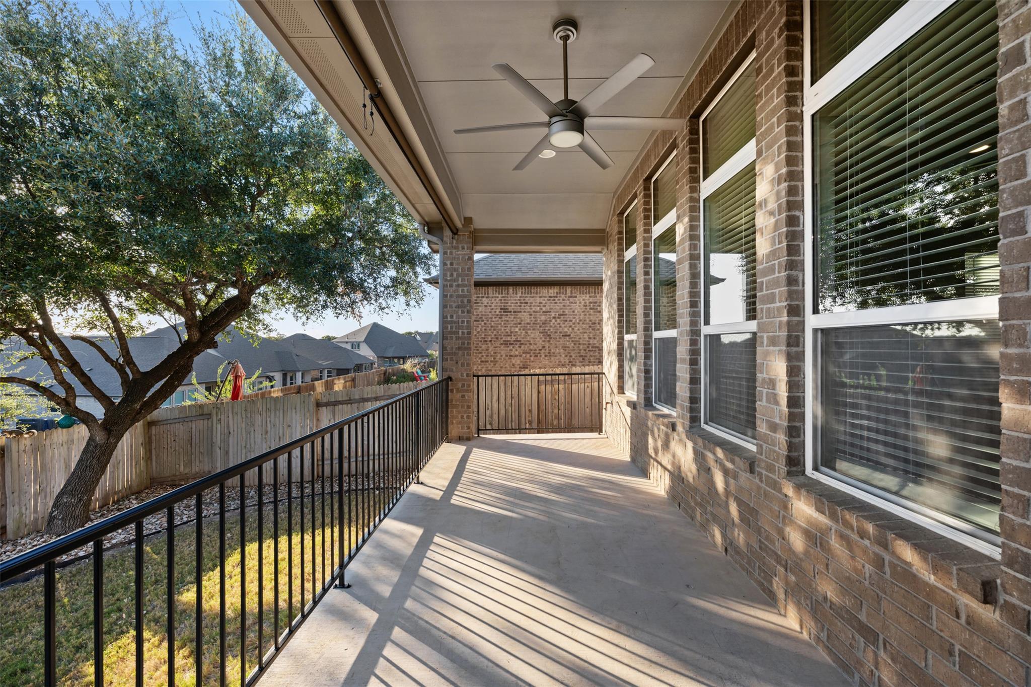 1825 Shoshone Ct, Leander, TX 78641