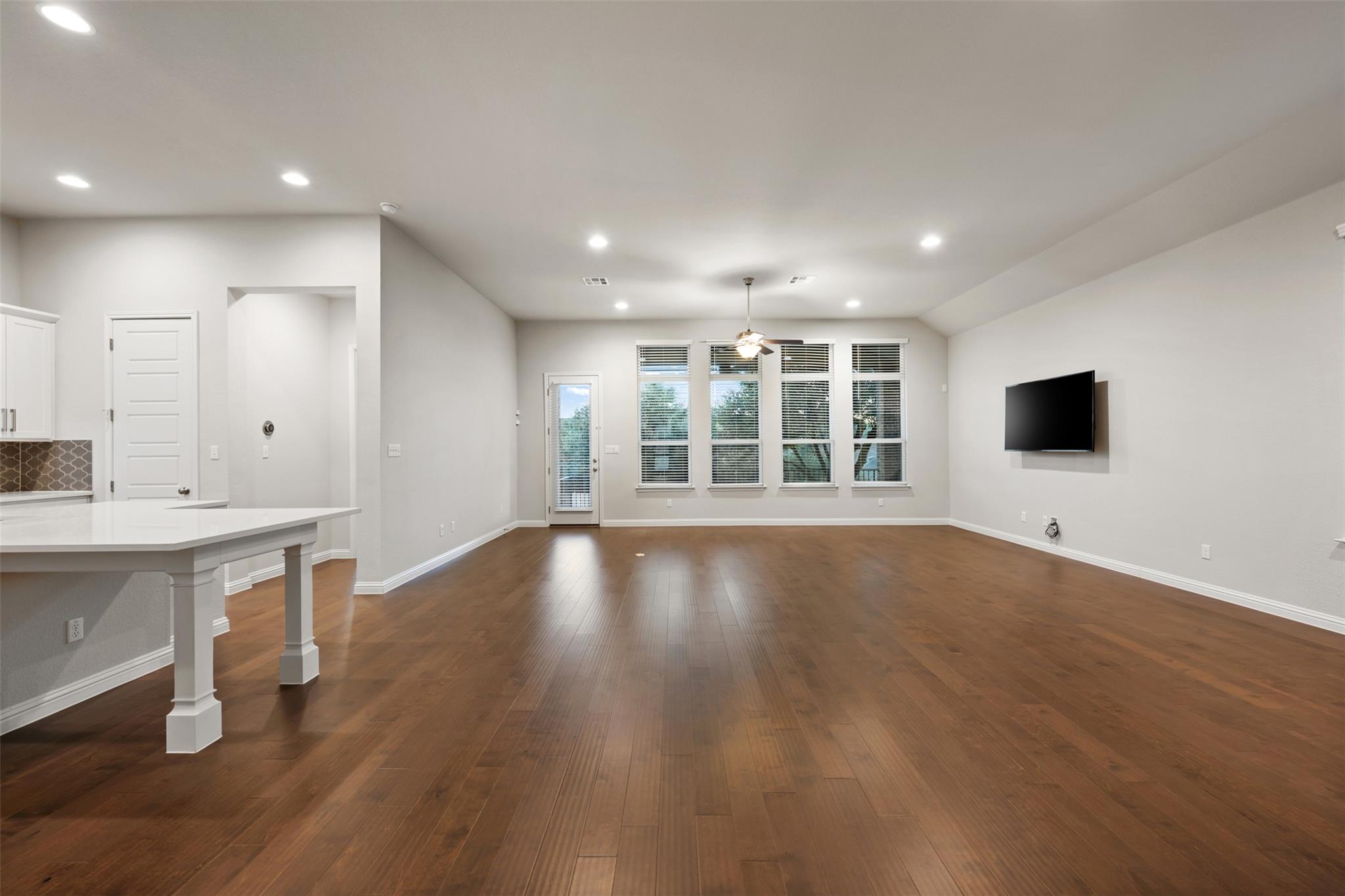 1825 Shoshone Ct, Leander, TX 78641