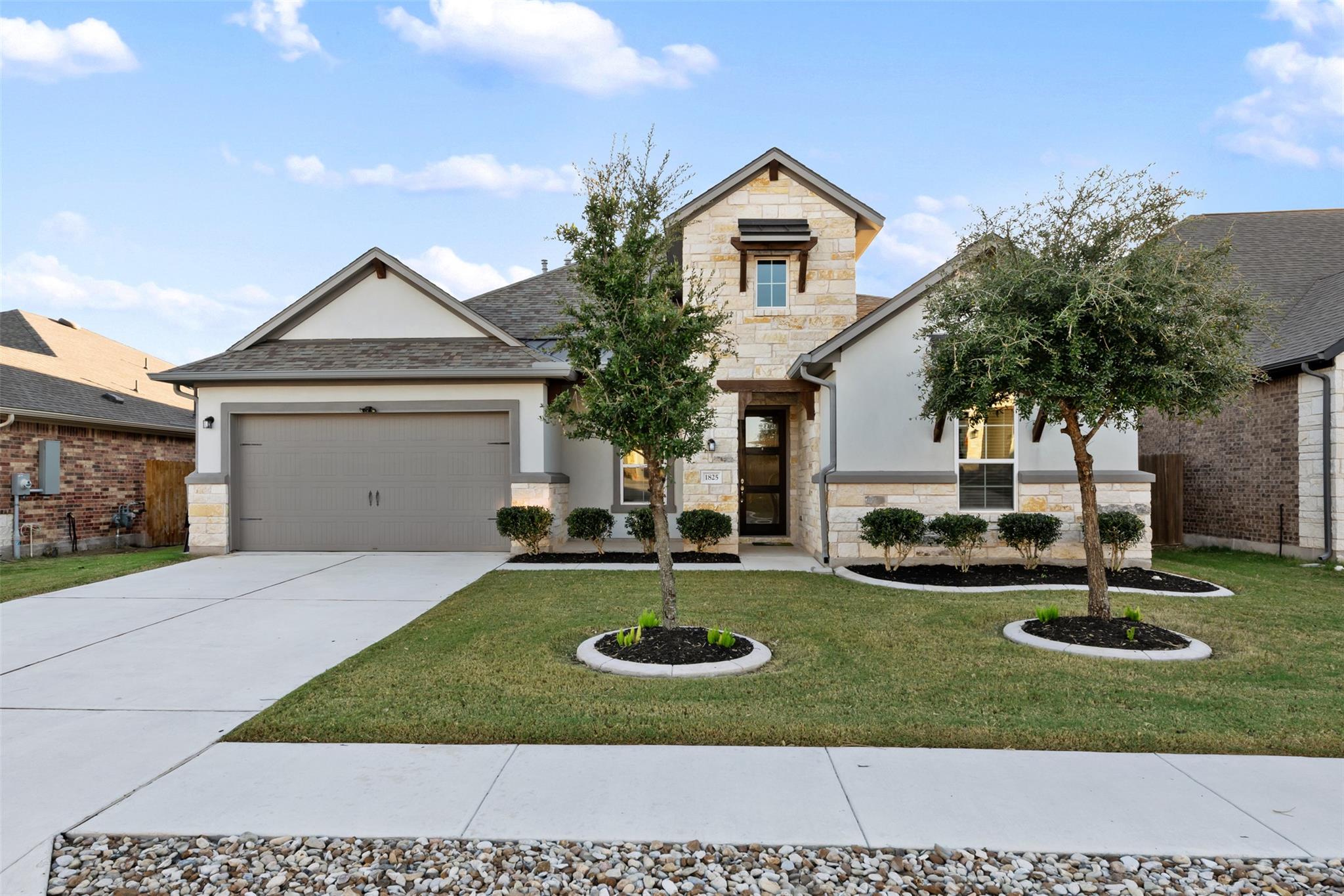 1825 Shoshone Ct, Leander, TX 78641