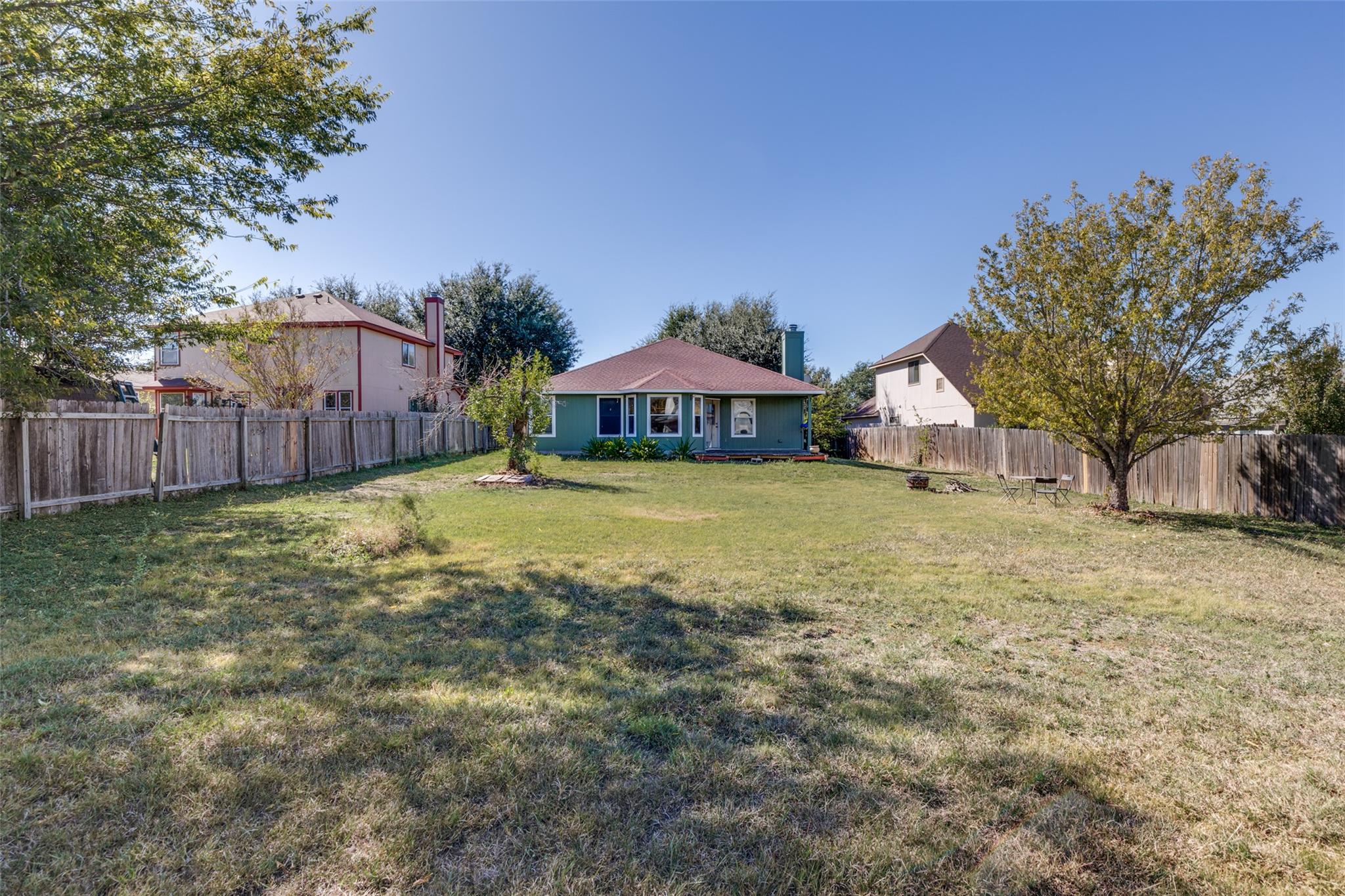 107 Cassandra Dr, Hutto, TX 78634