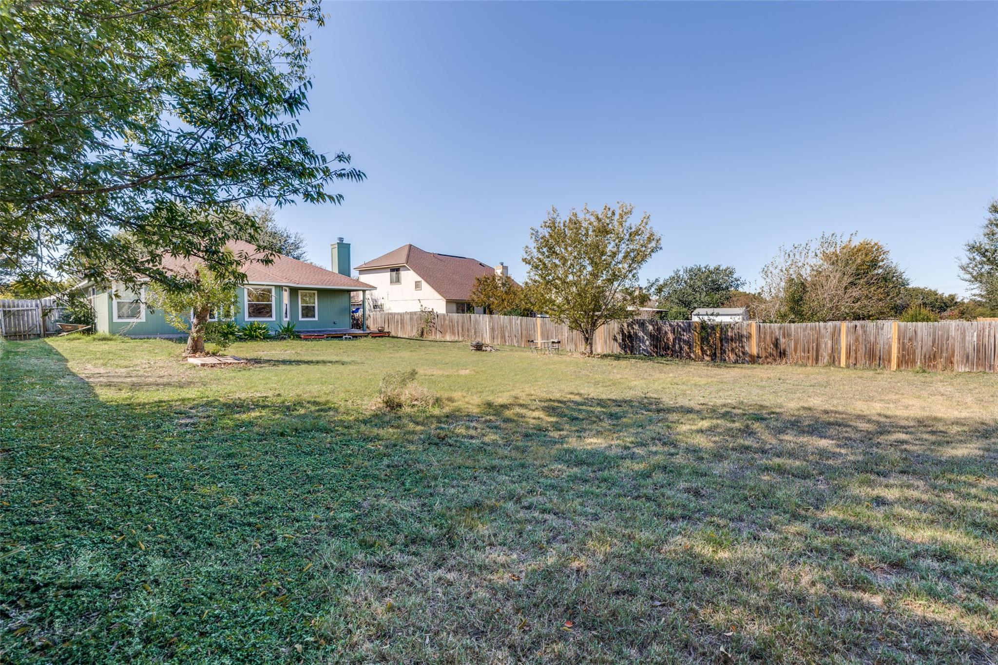 107 Cassandra Dr, Hutto, TX 78634