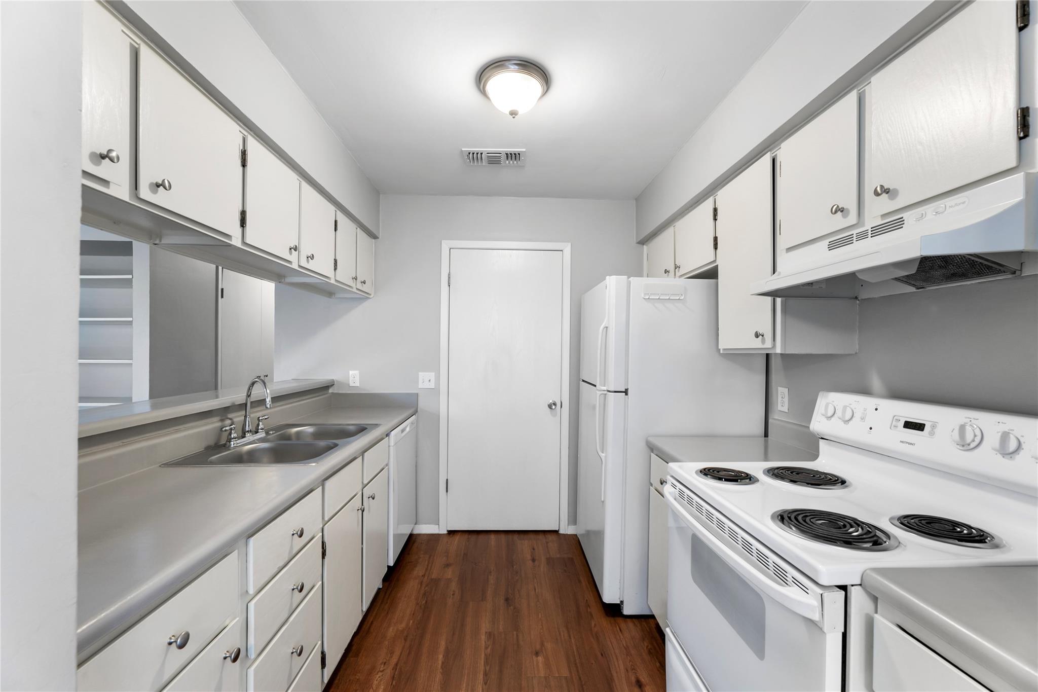 4304 Acropolis Ct # B, Austin, TX 78759