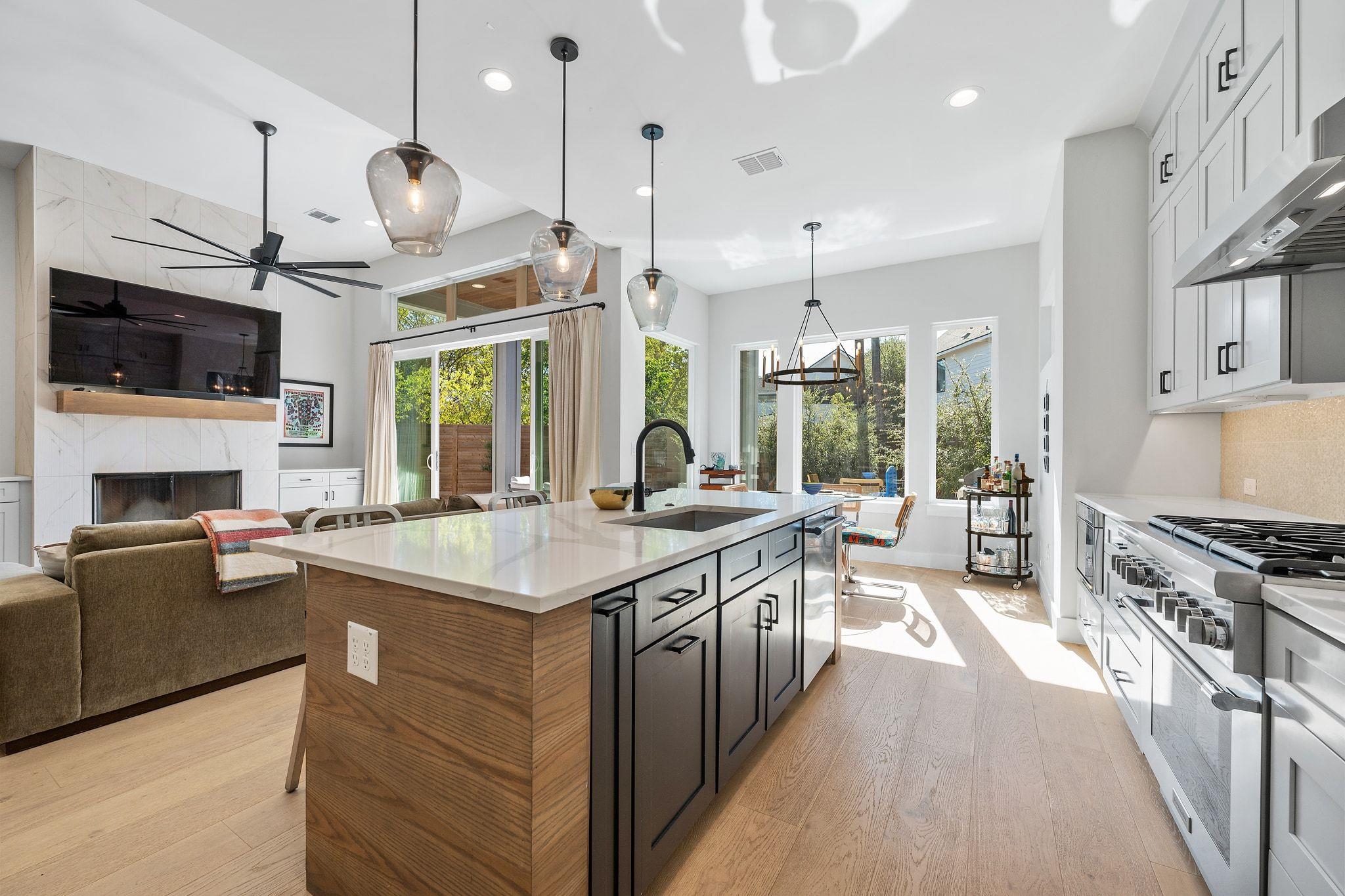 1505 Sylvan Glade, Austin, TX 78745