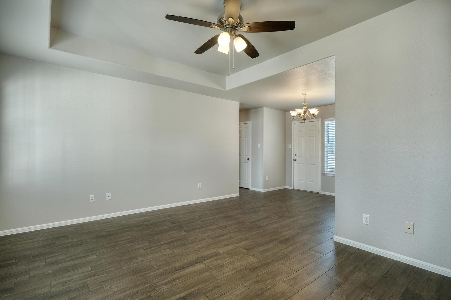 750 Fallen Oak Dr, Bertram, TX 78605