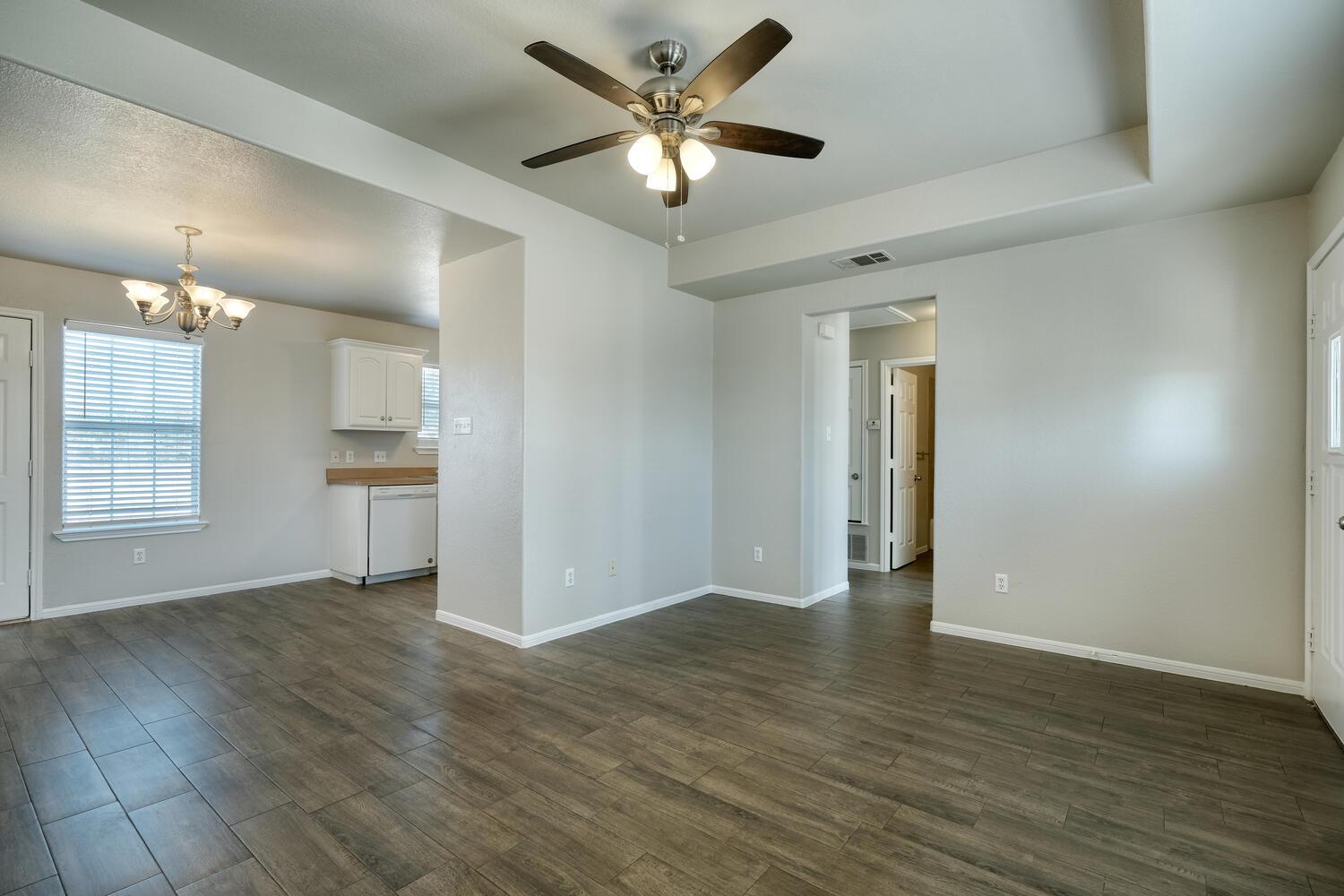 750 Fallen Oak Dr, Bertram, TX 78605