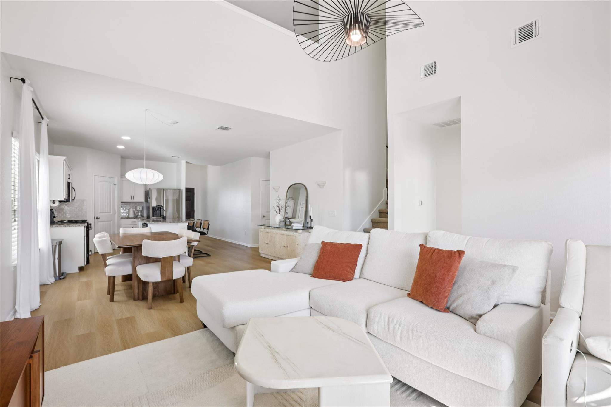 6609 Kauai Ln, Austin, TX 78744