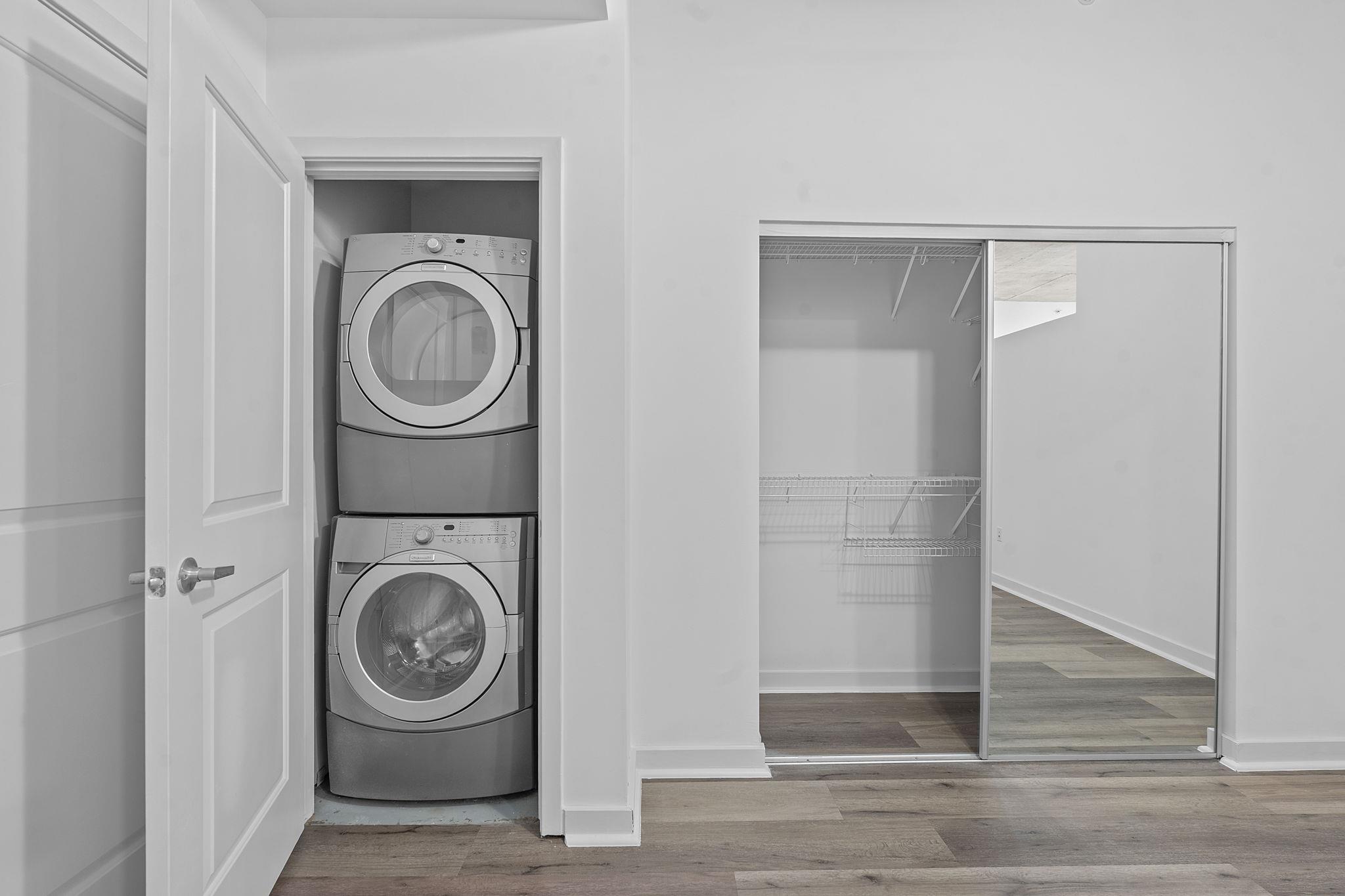 360 Nueces St # 1703, Austin, TX 78701