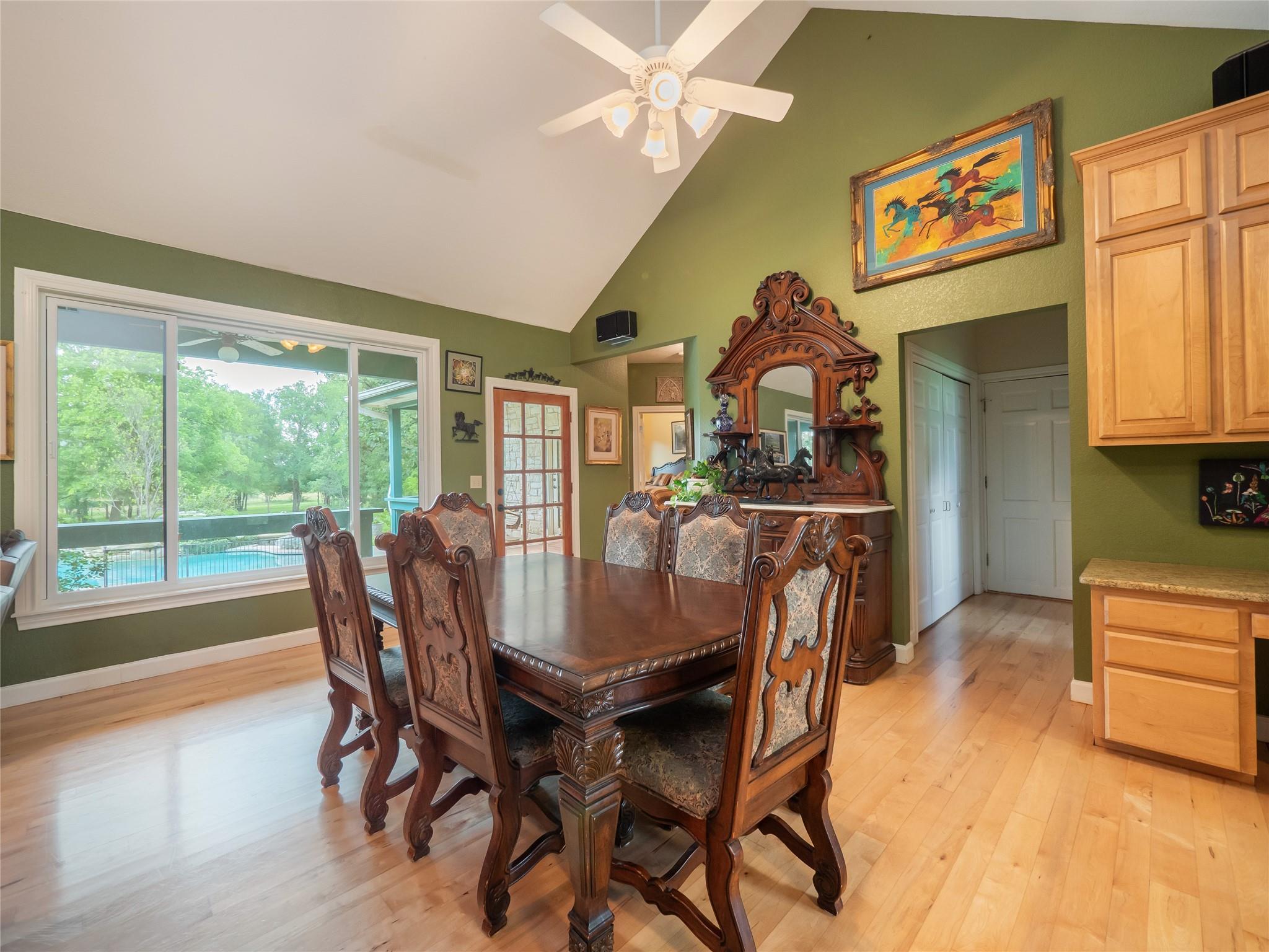 13511 Carpenter Ln, Manchaca, TX 78652