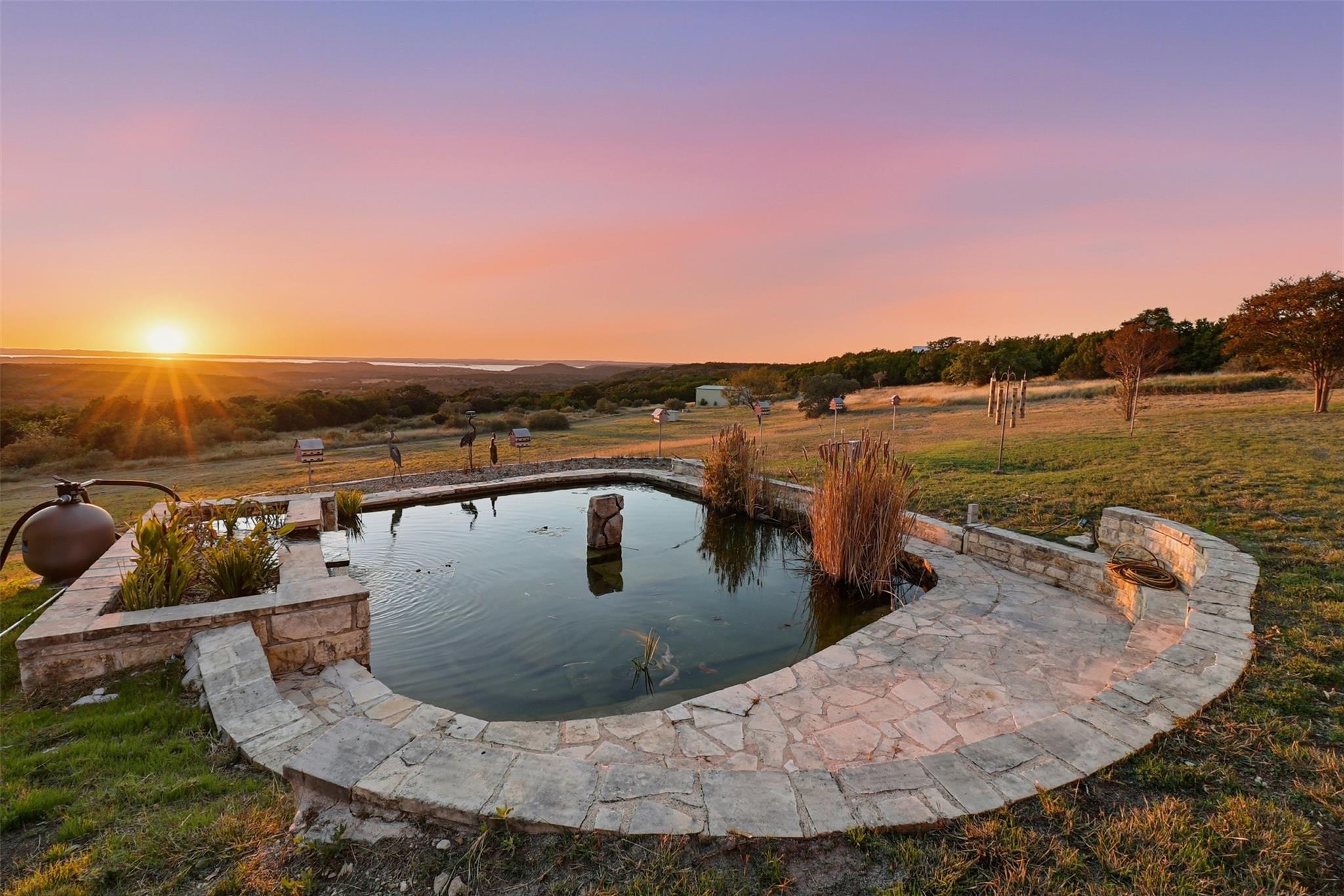 450 Threadgill Ranch Rd, Burnet, TX 78611