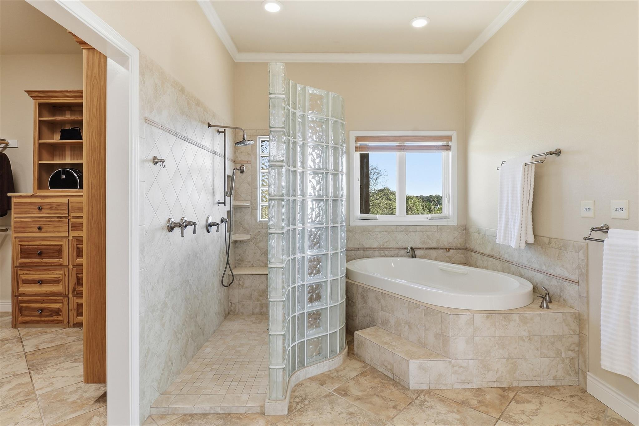 450 Threadgill Ranch Rd, Burnet, TX 78611