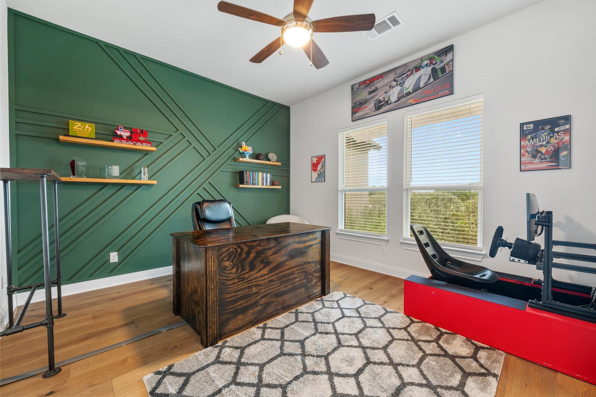 104 Rolling Hills Ct, Spicewood, TX 78669