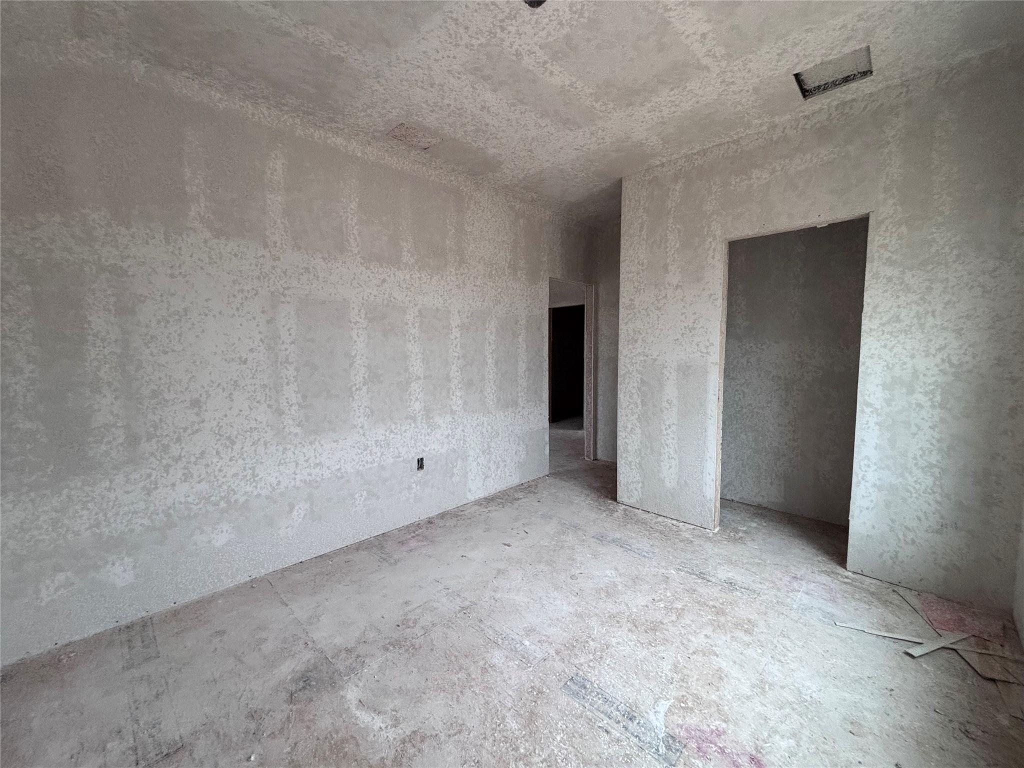 101 Rita Blanca Bnd, Bastrop, TX 78602