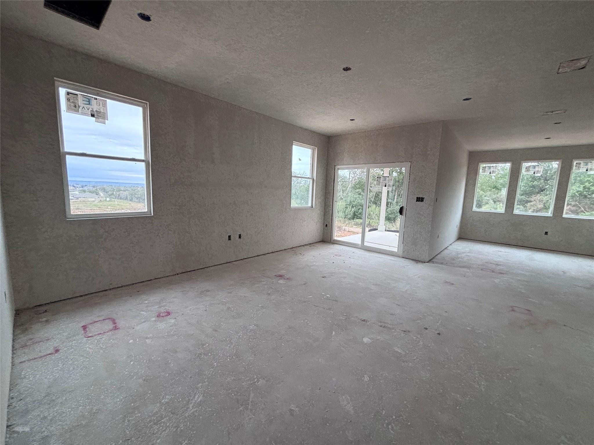 101 Rita Blanca Bnd, Bastrop, TX 78602