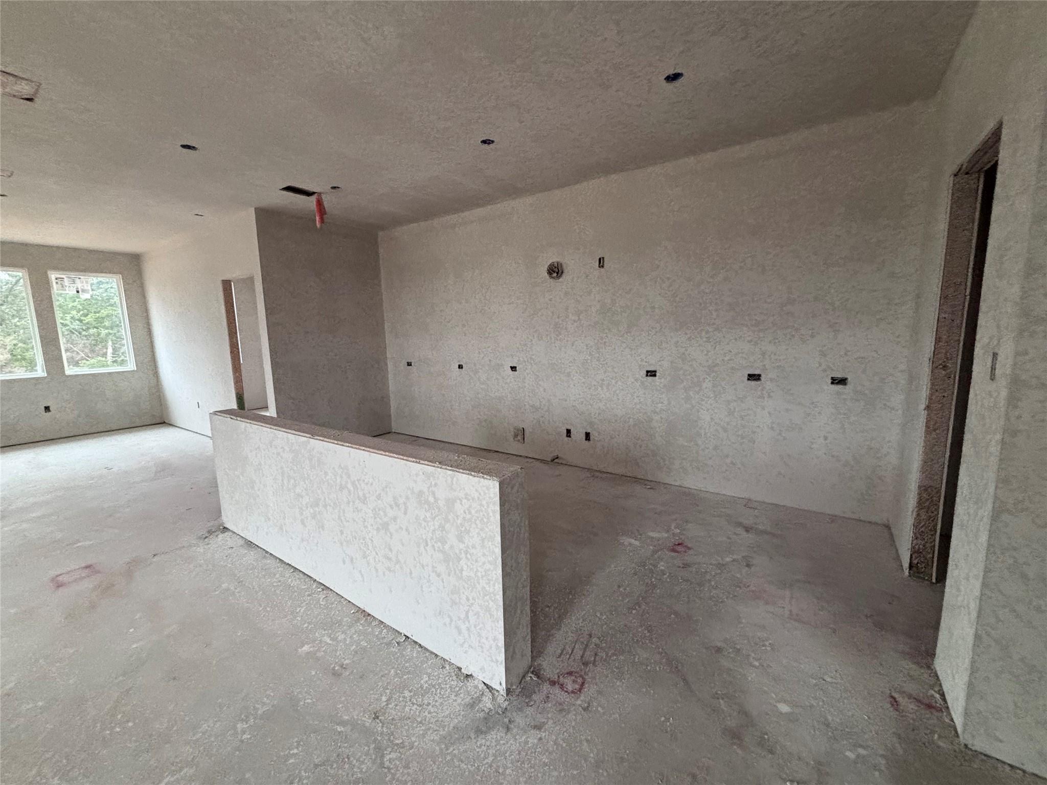 101 Rita Blanca Bnd, Bastrop, TX 78602