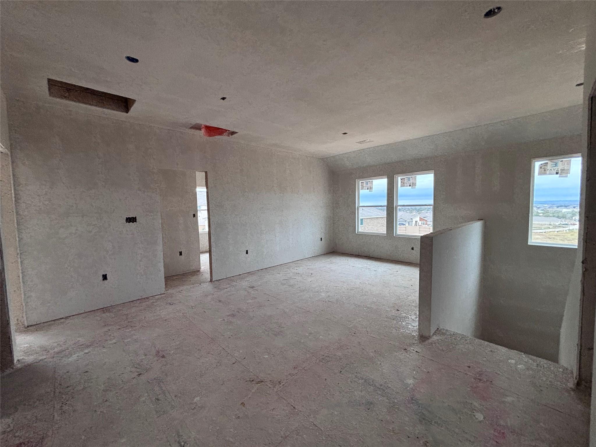 101 Rita Blanca Bnd, Bastrop, TX 78602