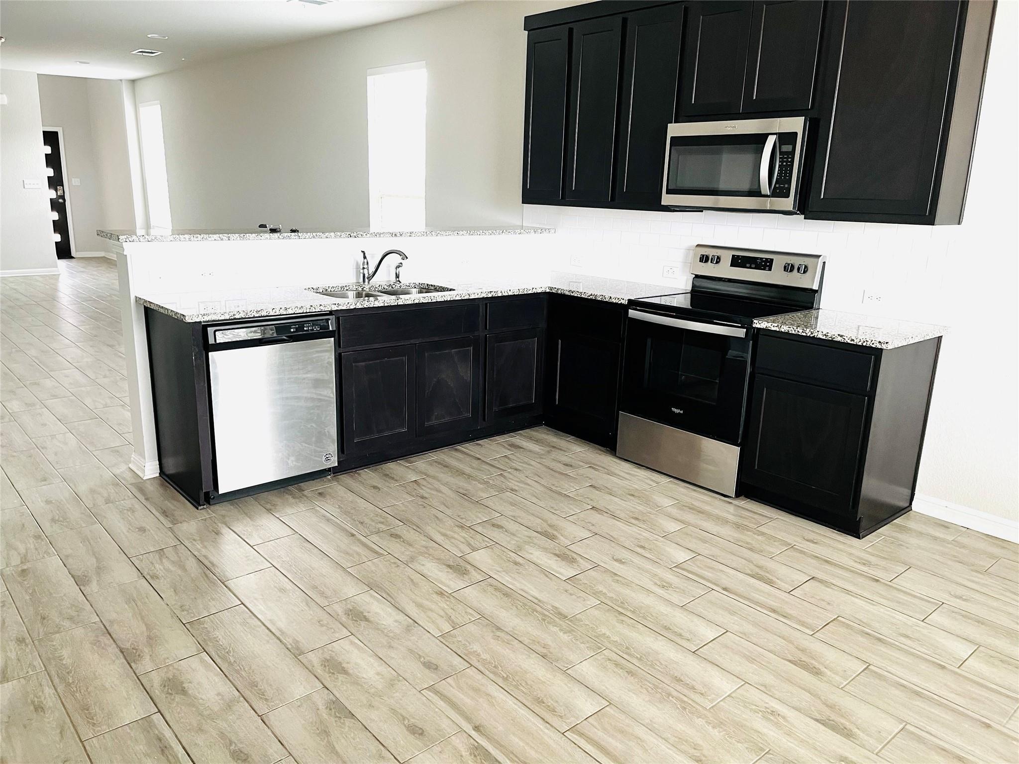 110 Trellis Blvd, Leander, TX 78641