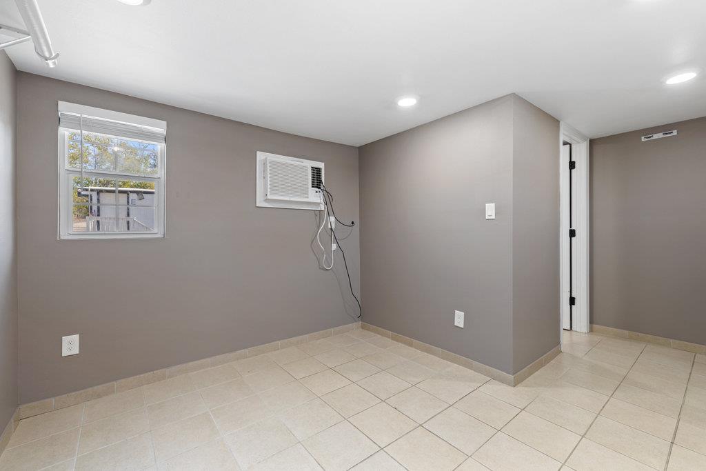 2540 FM 20, Red Rock, TX 78662