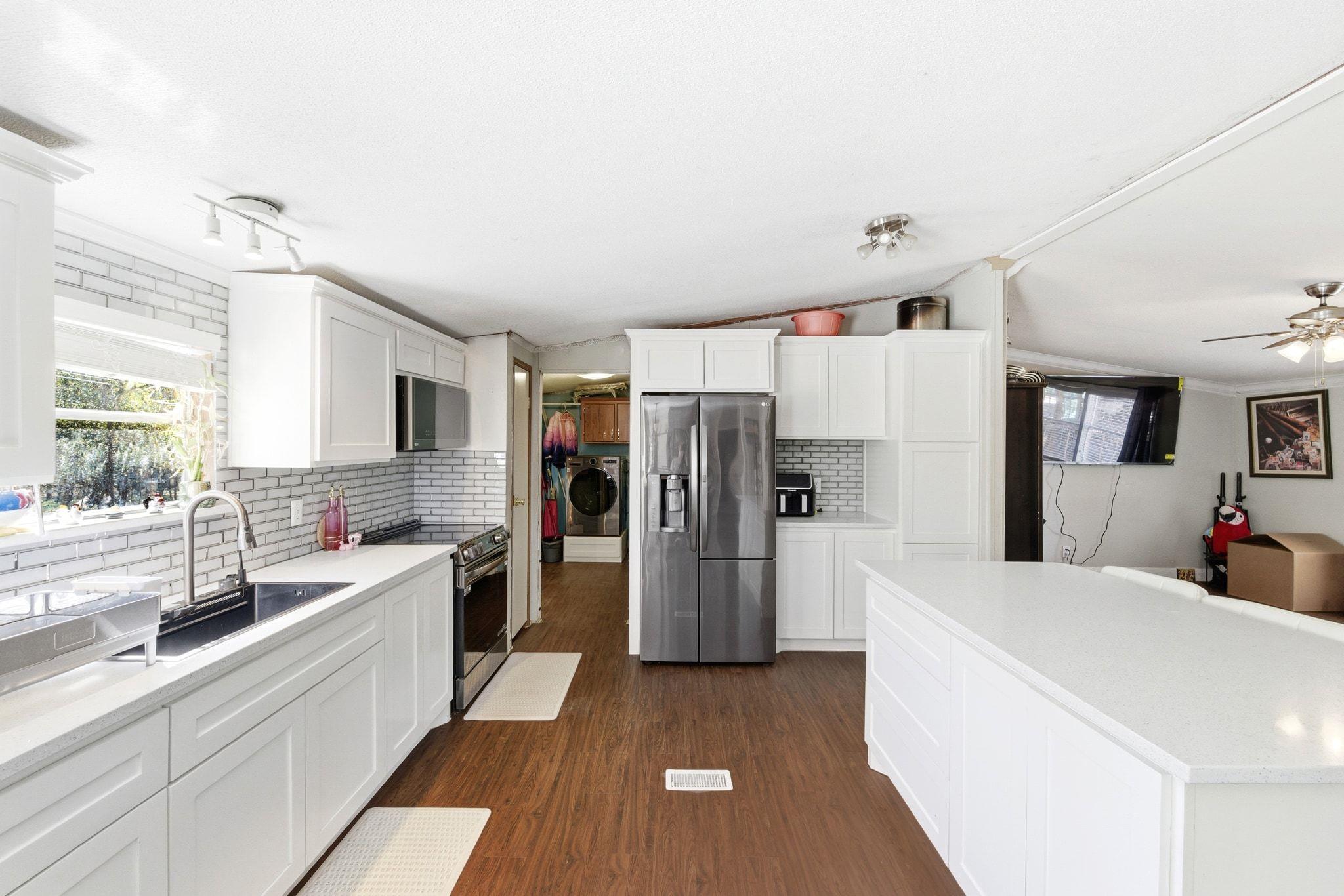 1485 Pettytown Rd, Dale, TX 78616