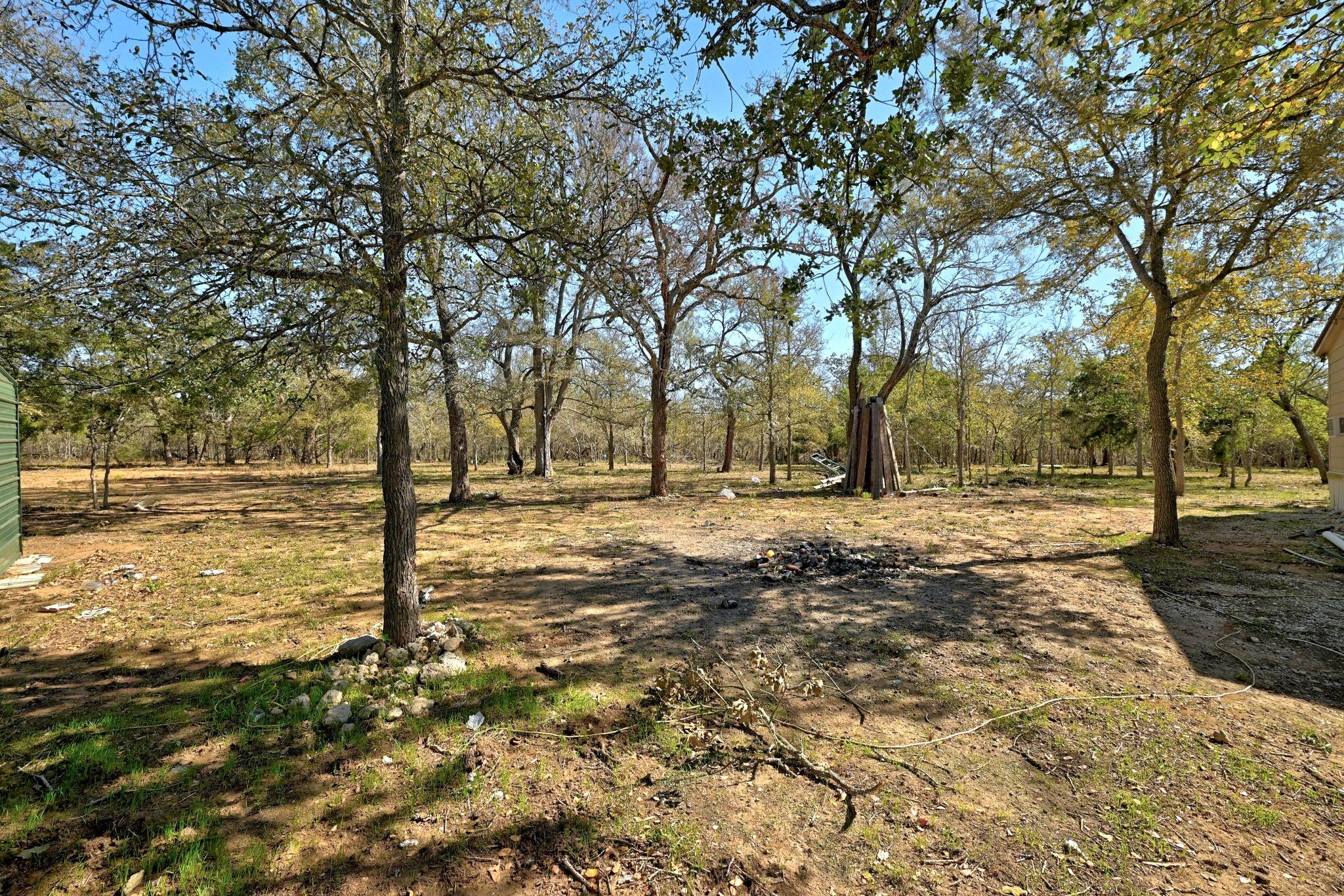 1485 Pettytown Rd, Dale, TX 78616