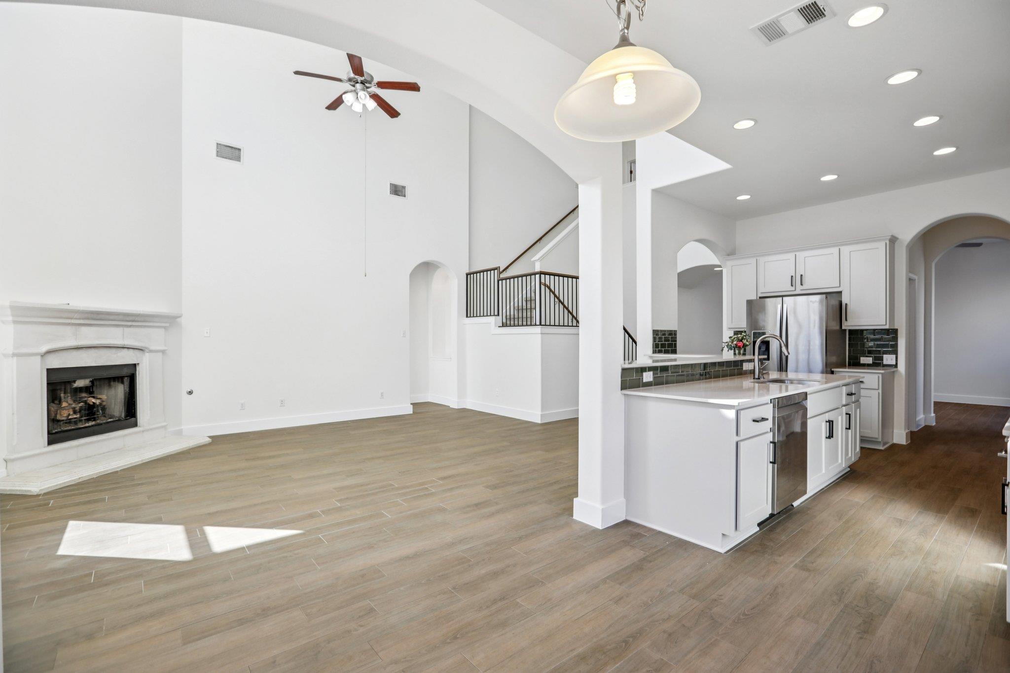 803 Wild Rose Dr, Austin, TX 78737