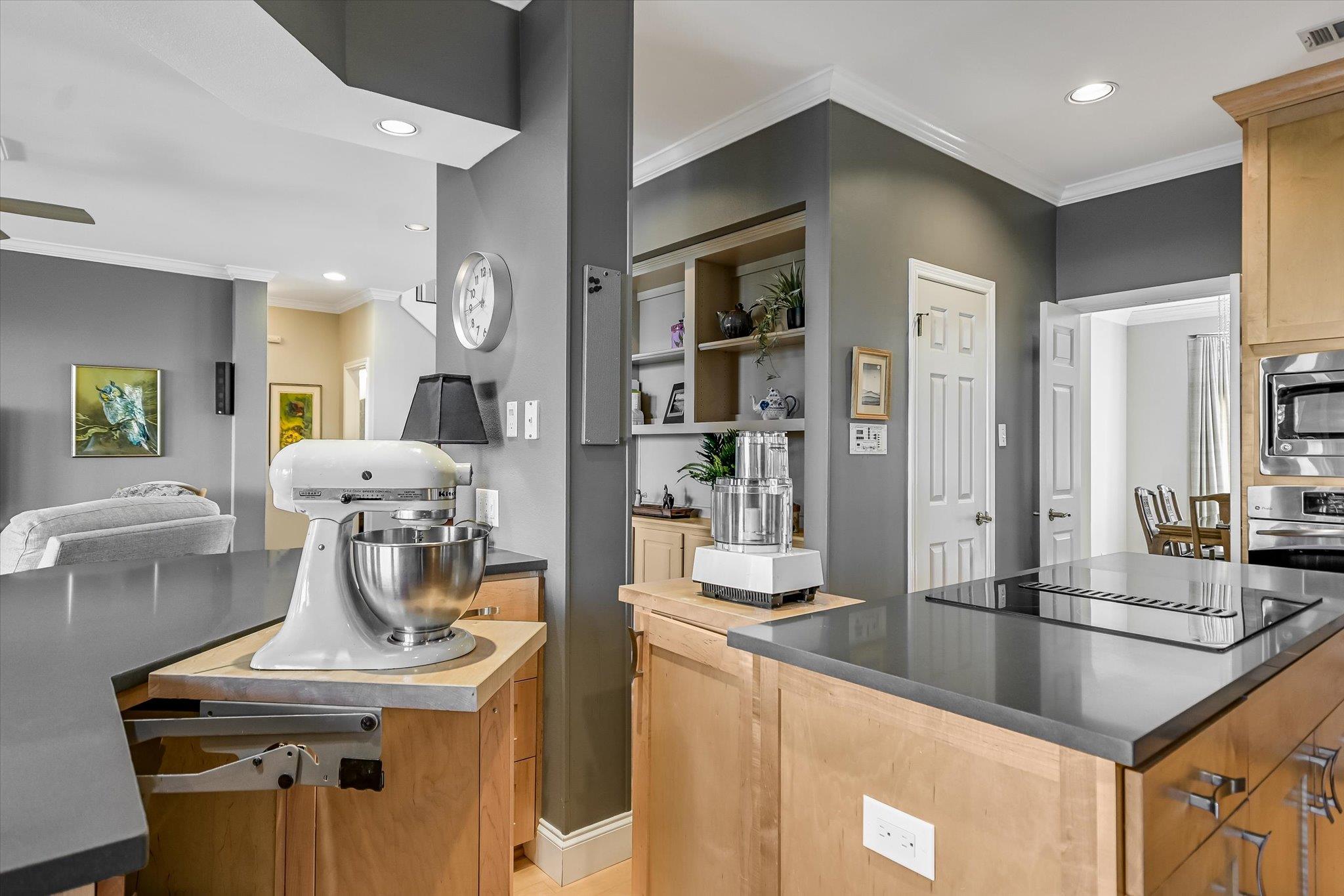 7901 Jester Blvd, Austin, TX 78750