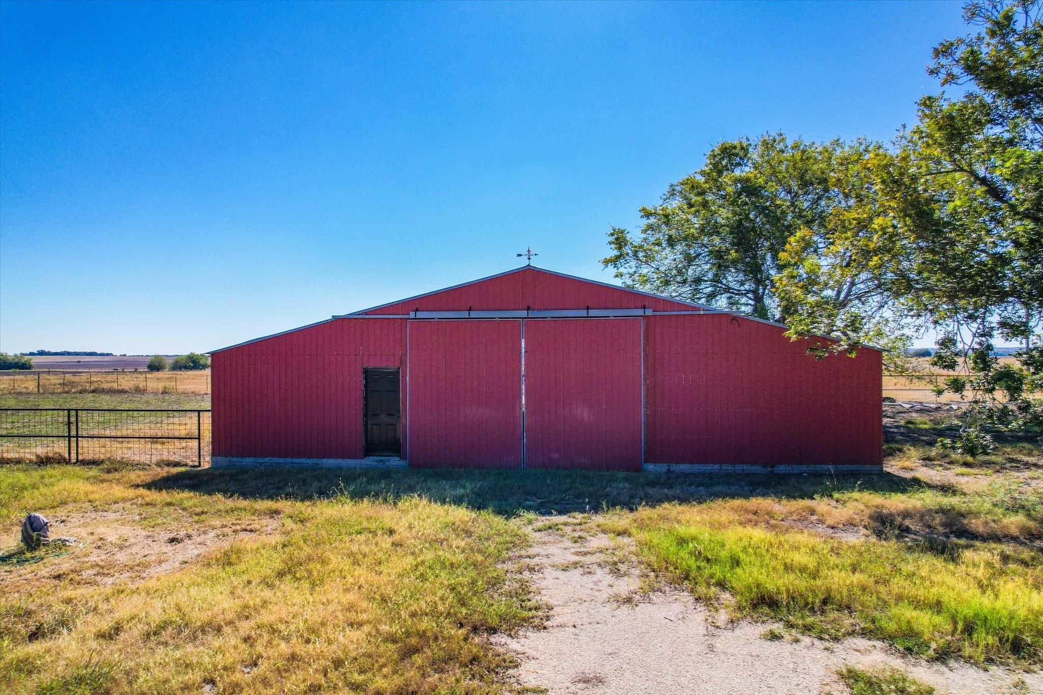 958 County Road 124, Georgetown, TX 78626