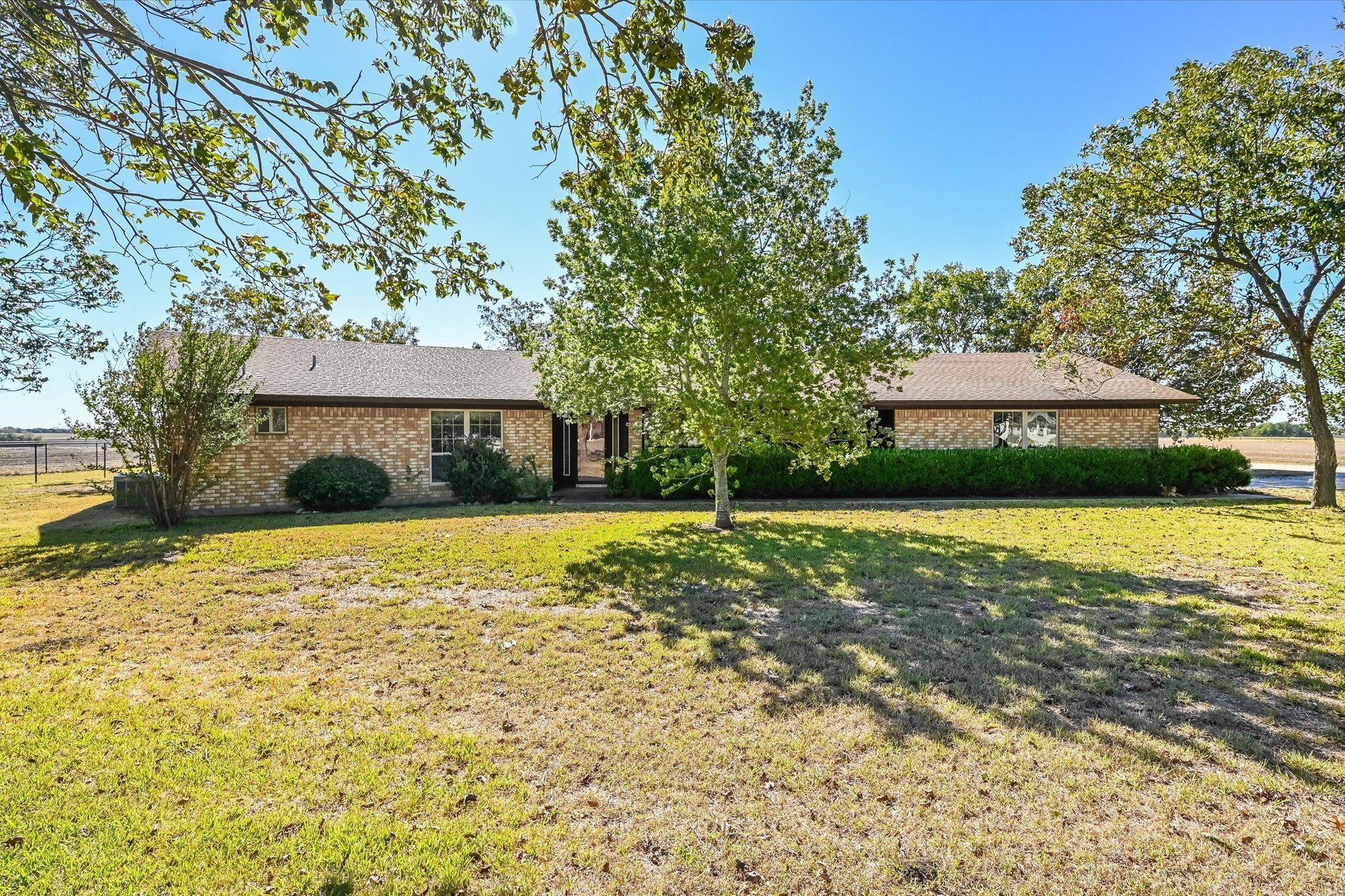 958 County Road 124, Georgetown, TX 78626