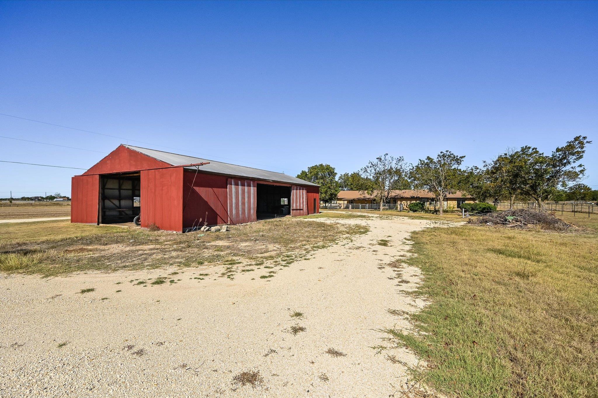 958 County Road 124, Georgetown, TX 78626