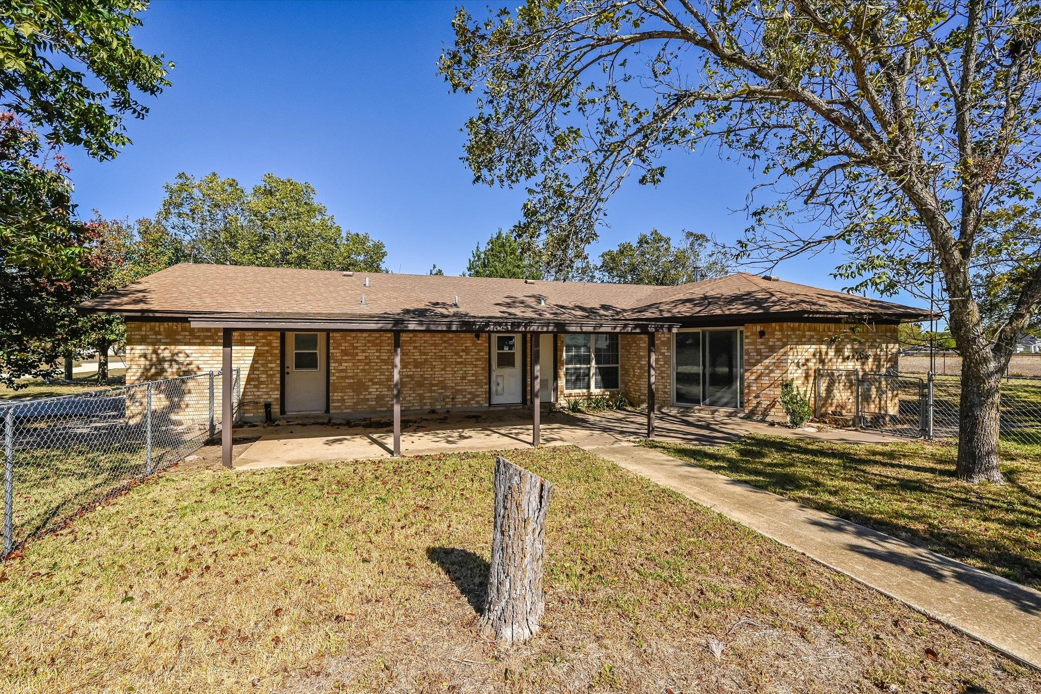 958 County Road 124, Georgetown, TX 78626