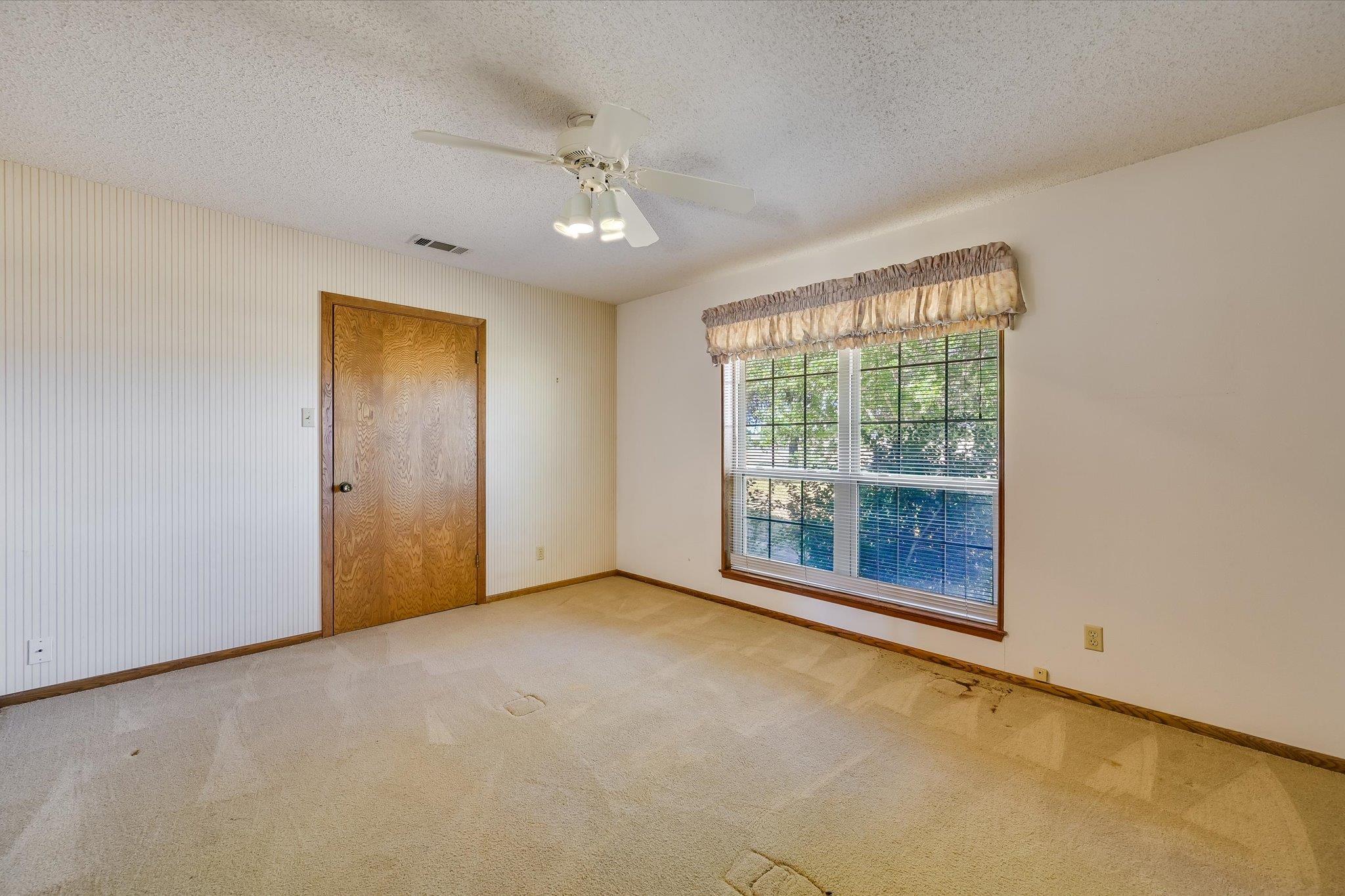 958 County Road 124, Georgetown, TX 78626