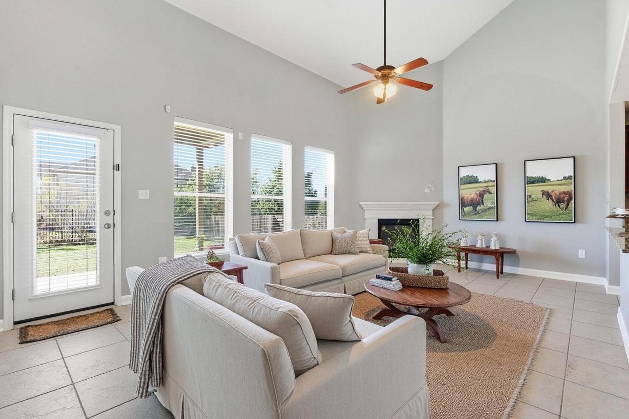 299 Limestone Trl, Austin, TX 78737