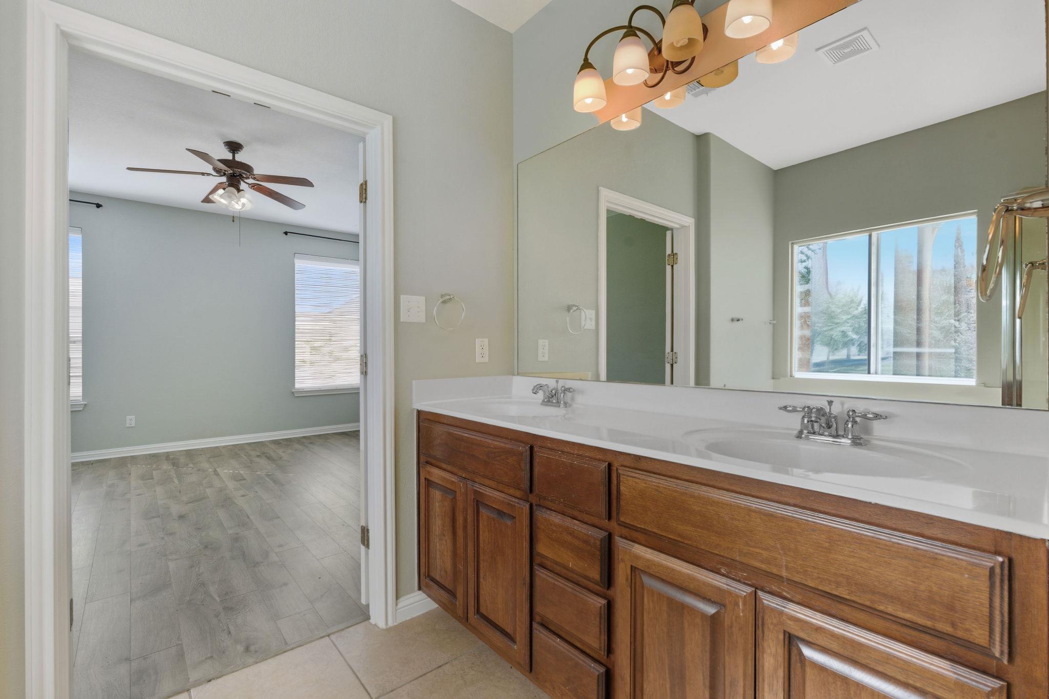 299 Limestone Trl, Austin, TX 78737