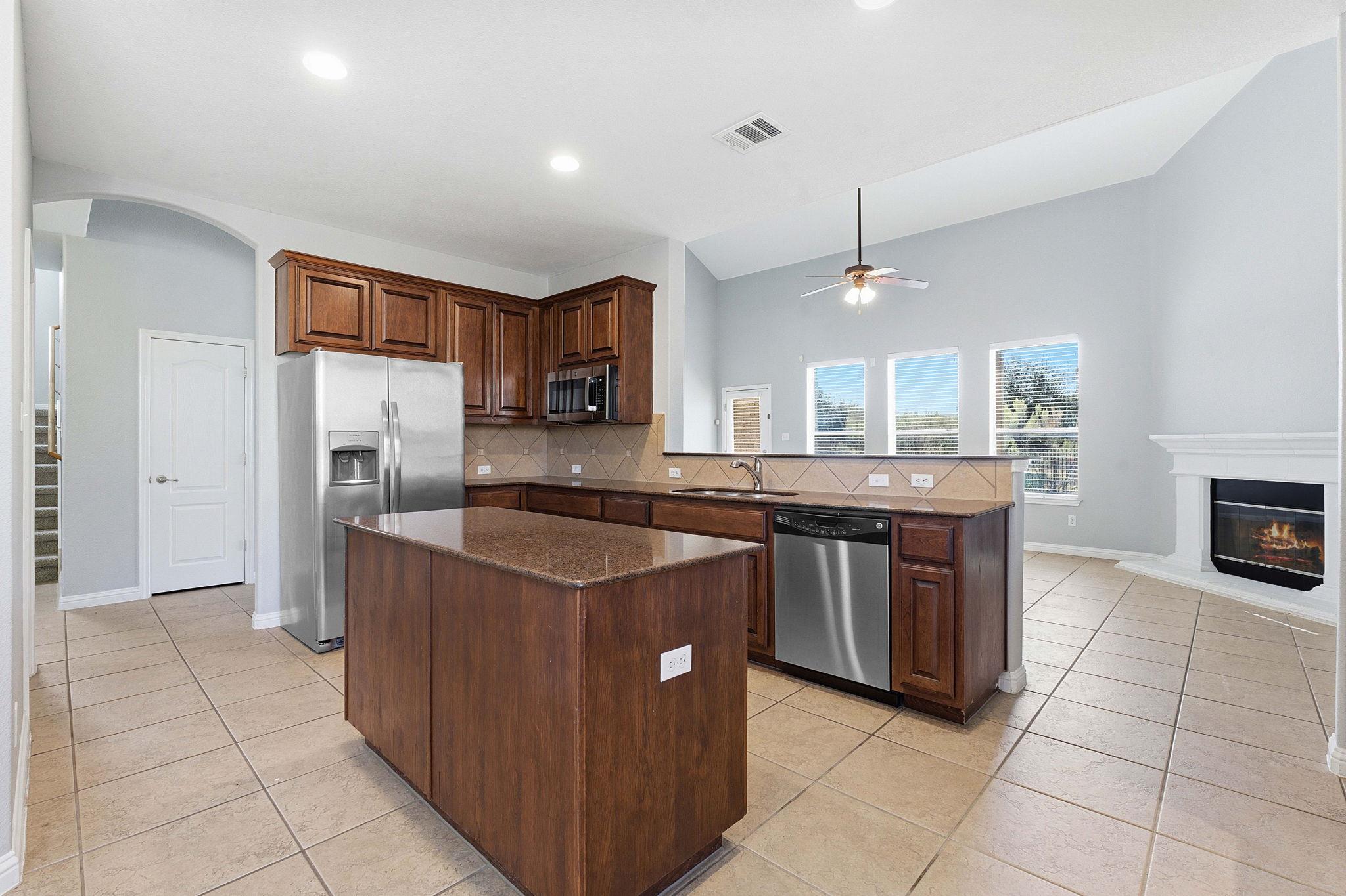 299 Limestone Trl, Austin, TX 78737