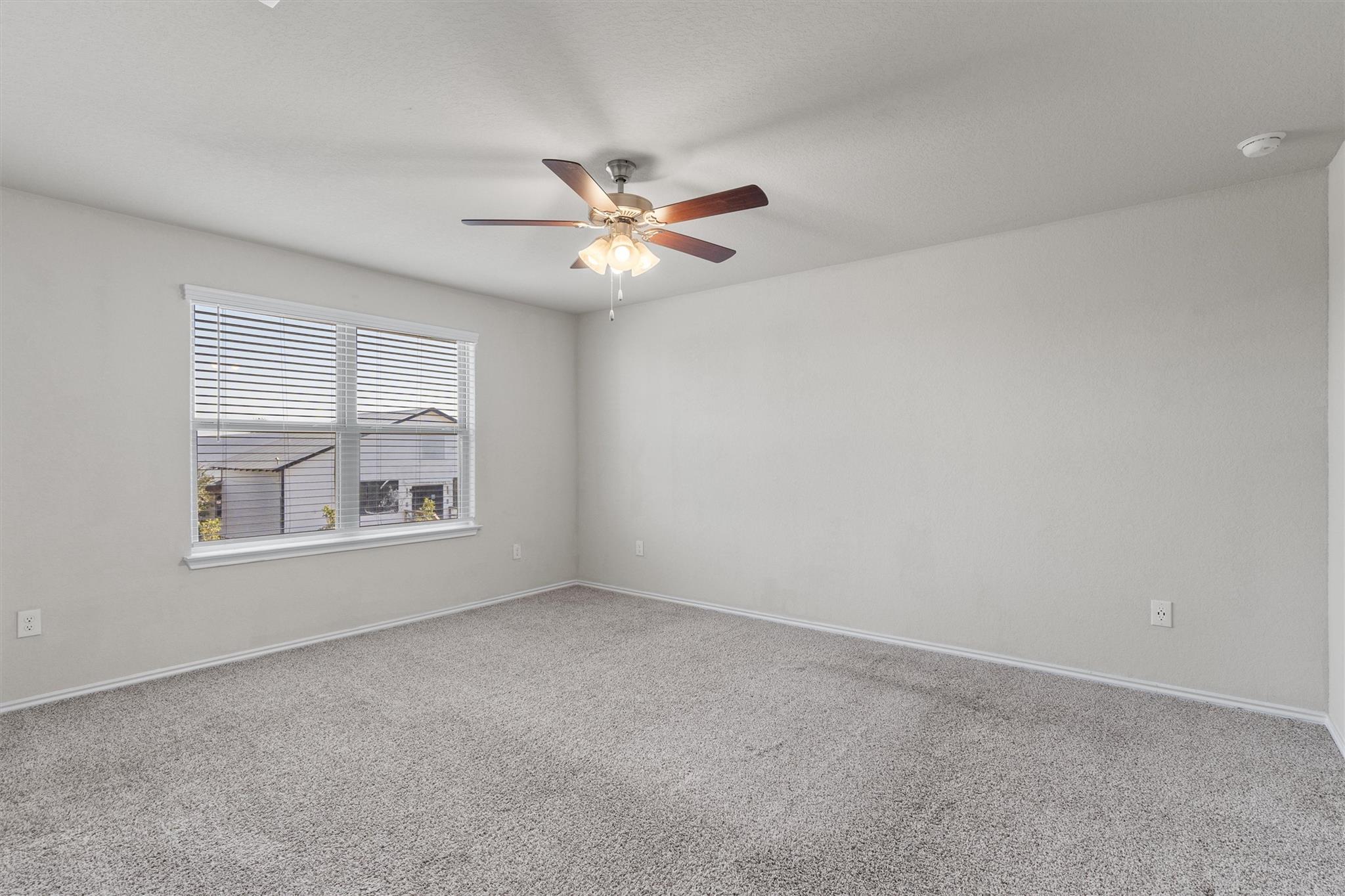 222 Jaycen Ln, New Braunfels, TX 78130