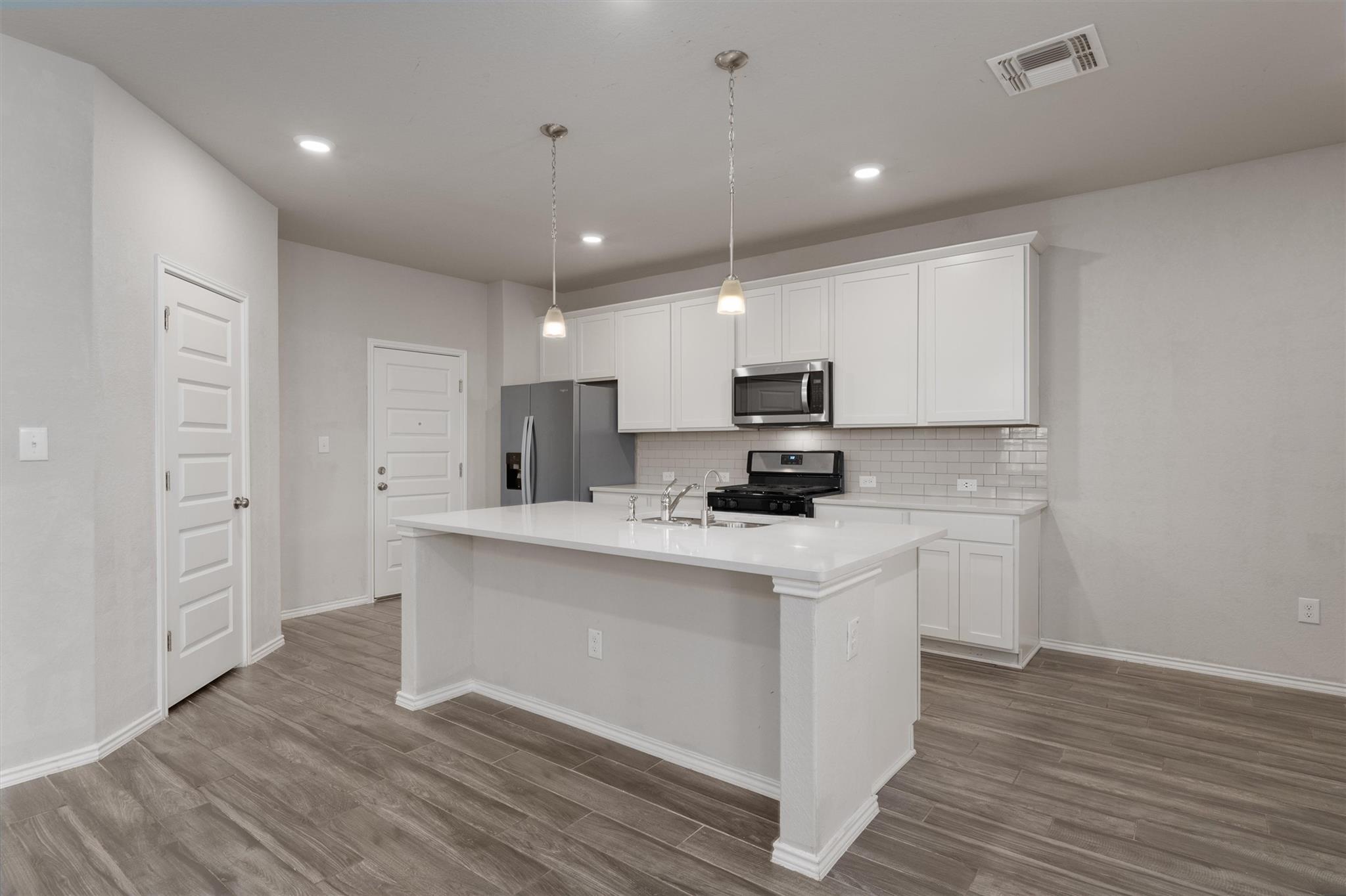 222 Jaycen Ln, New Braunfels, TX 78130