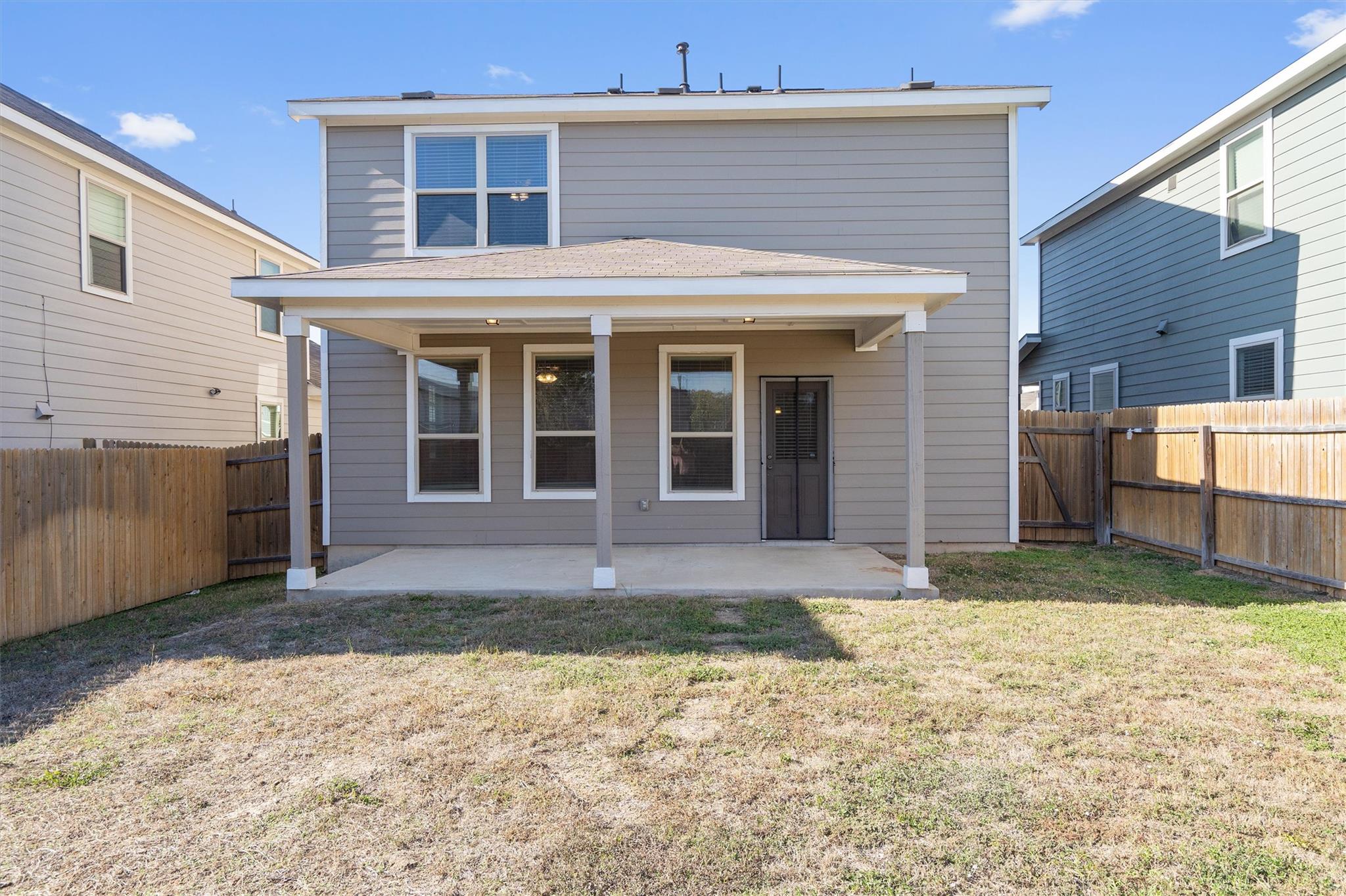 222 Jaycen Ln, New Braunfels, TX 78130