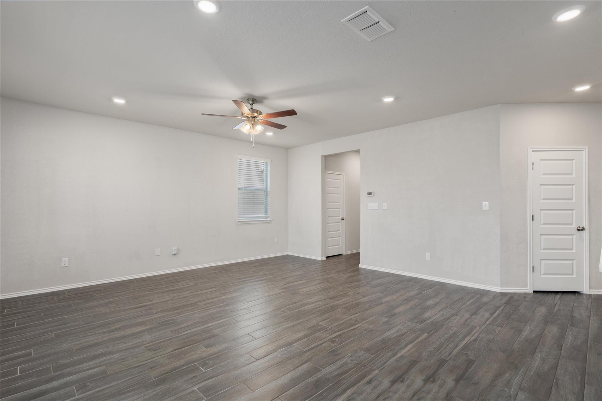 222 Jaycen Ln, New Braunfels, TX 78130