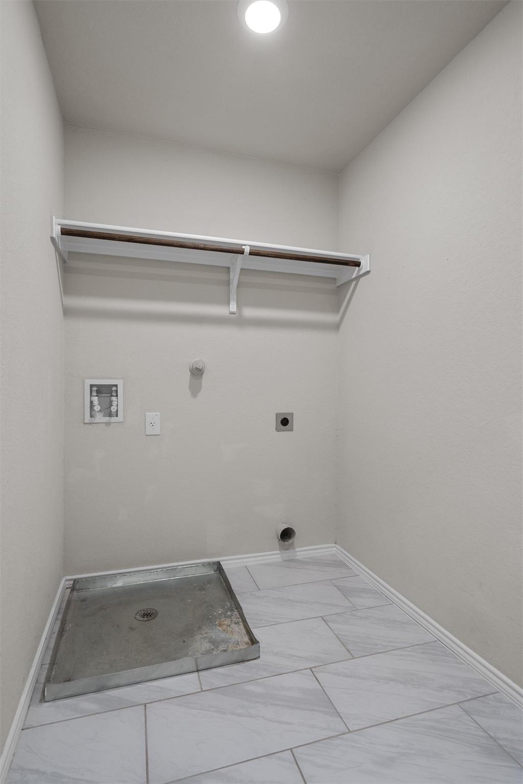 222 Jaycen Ln, New Braunfels, TX 78130